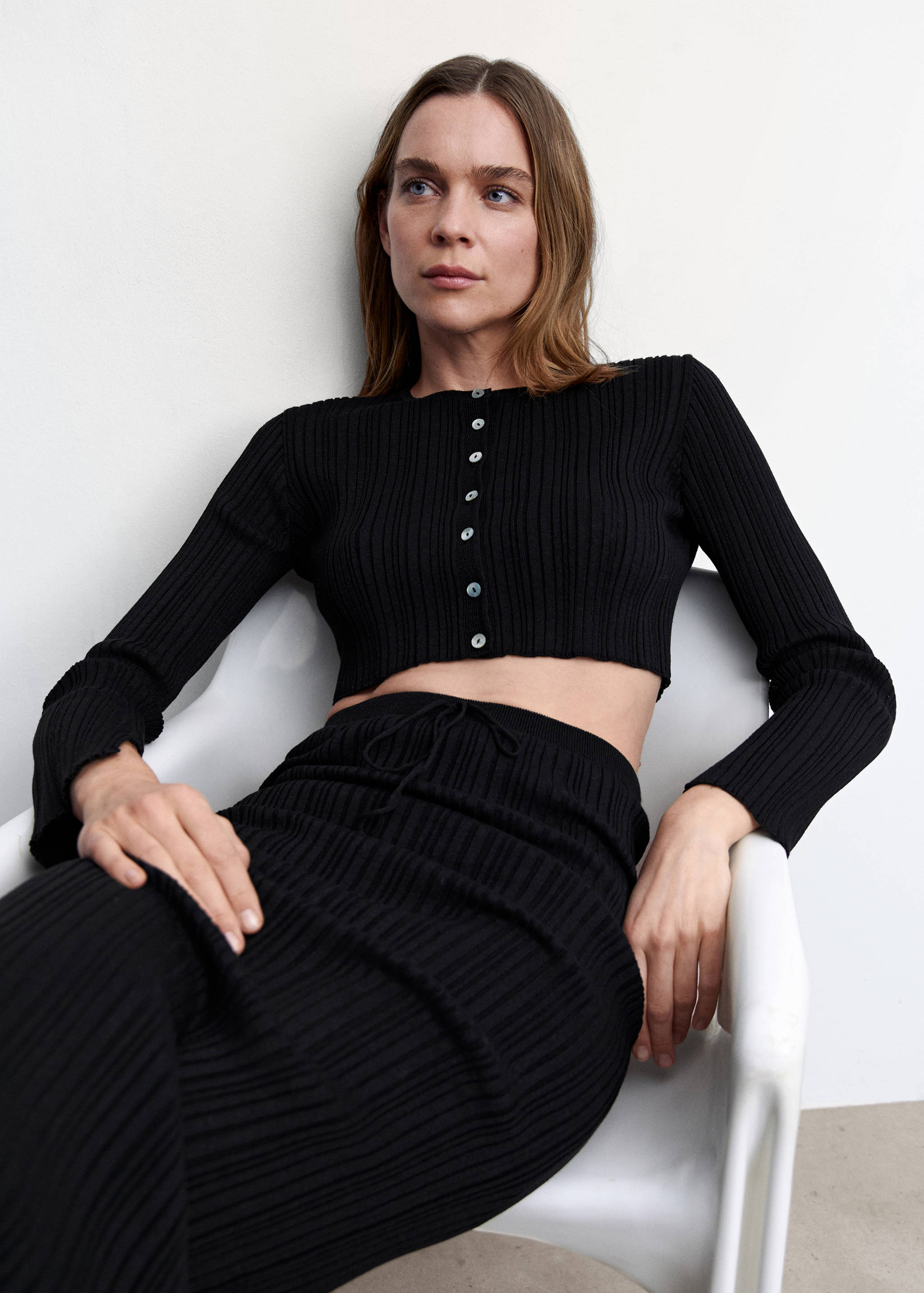 Ribbed midi skirt - Details of the article 2