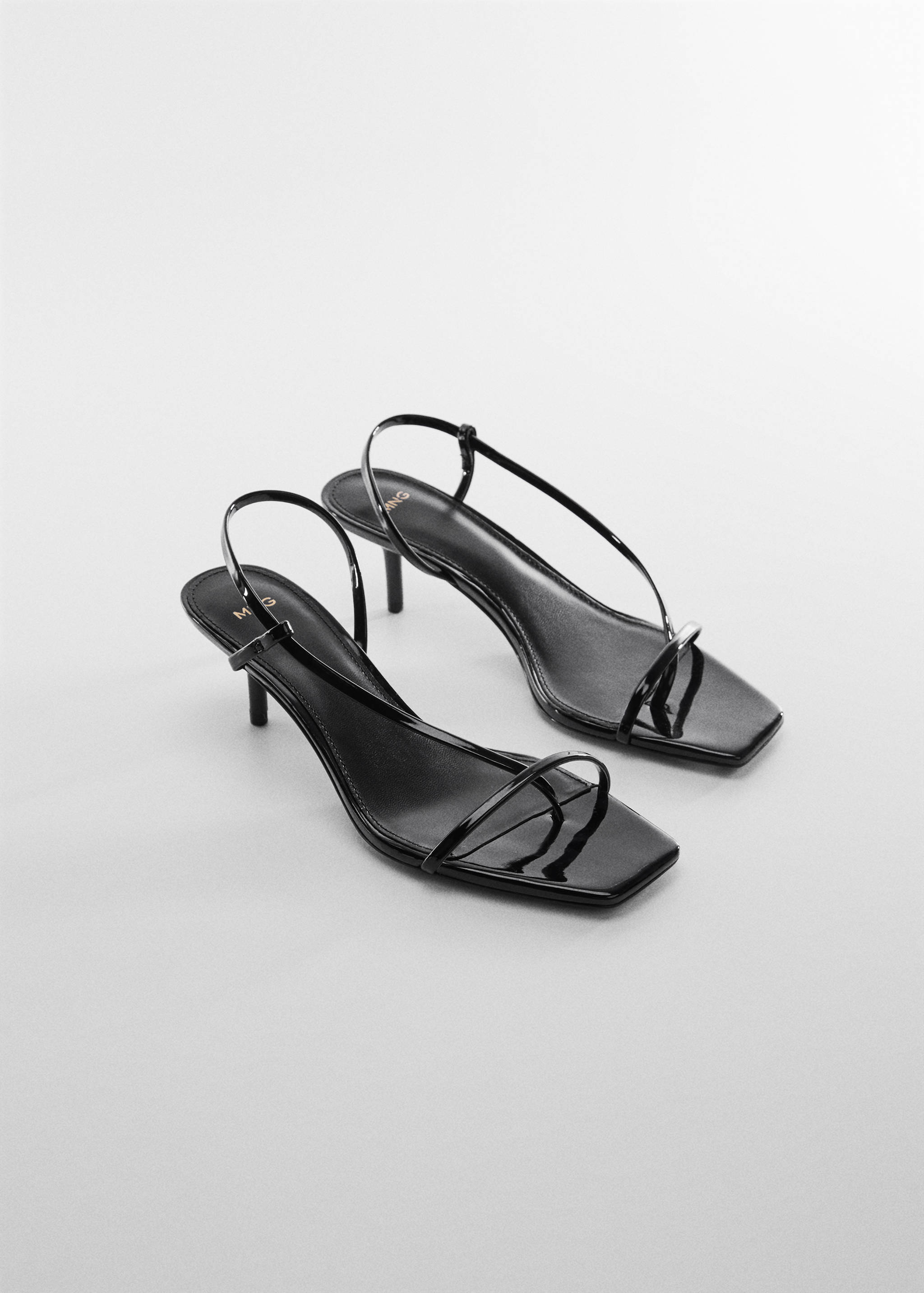 Strappy heeled sandals - Medium plane
