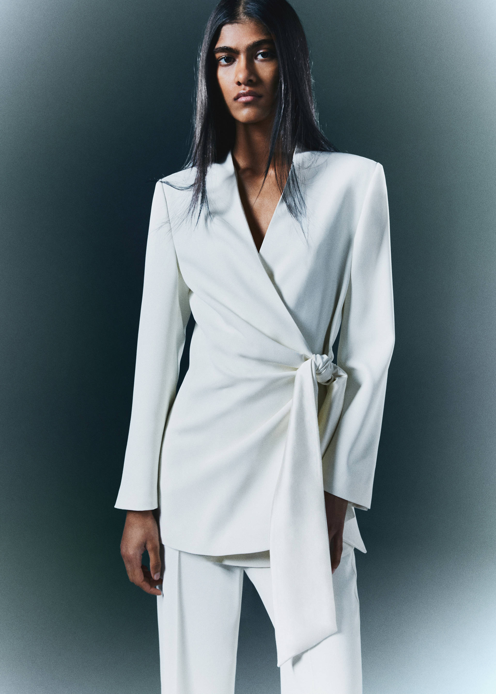 Jacket with side knot - Details of the article 7