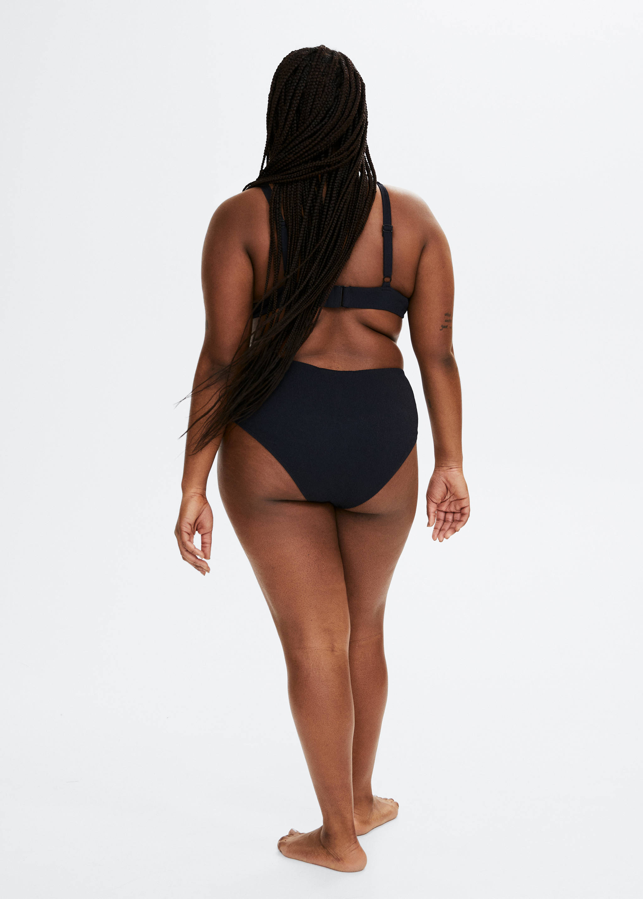 Triangle bikini top - Reverse of the article