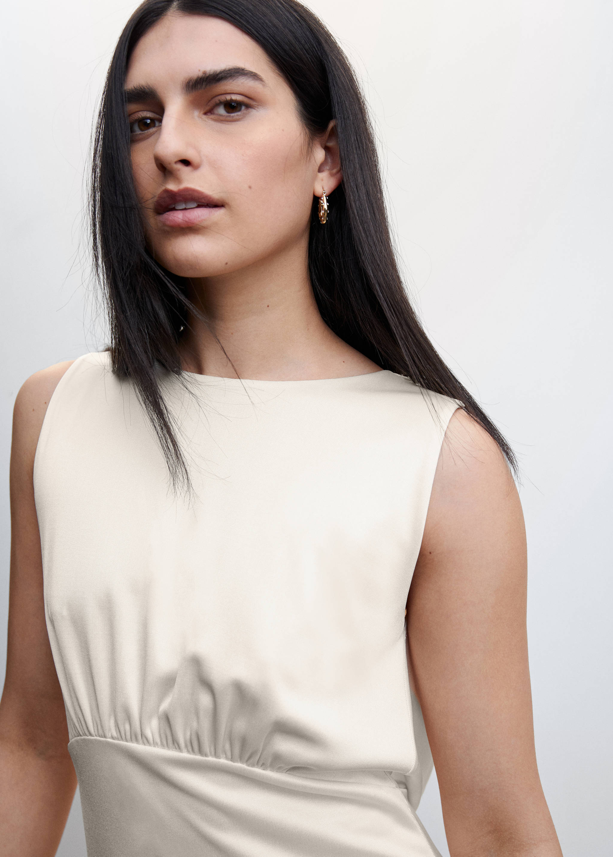 Robe ouverte dans le dos - Détail de l'article 1