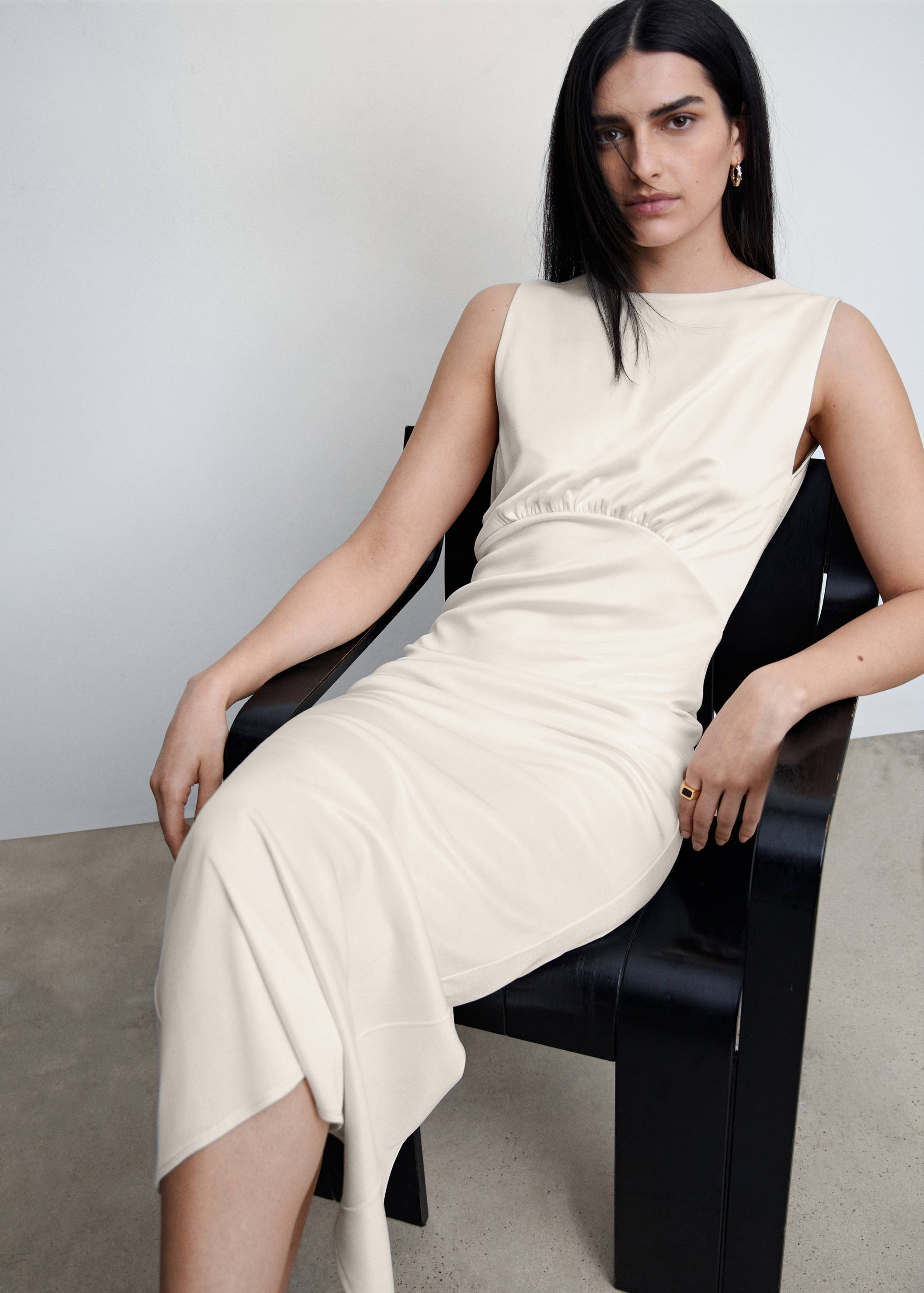 Robe ouverte dans le dos - Détail de l'article 2