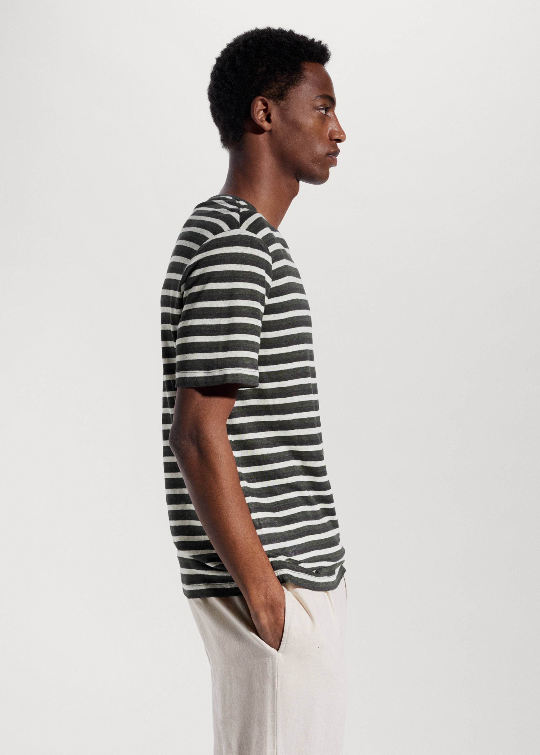 T-shirt 100 % lin rayures - Détail de l'article 2