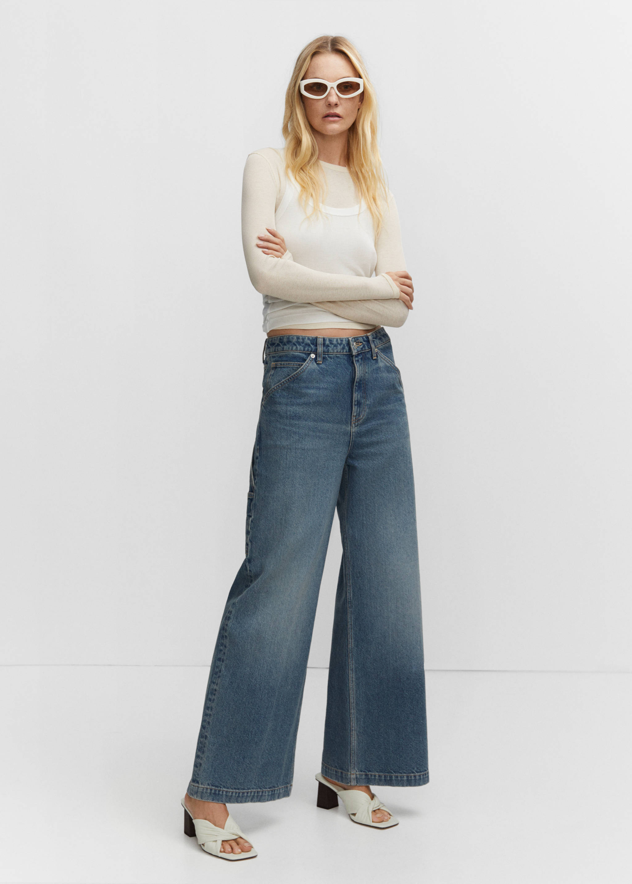 Sandales croisées cuir - Plan général