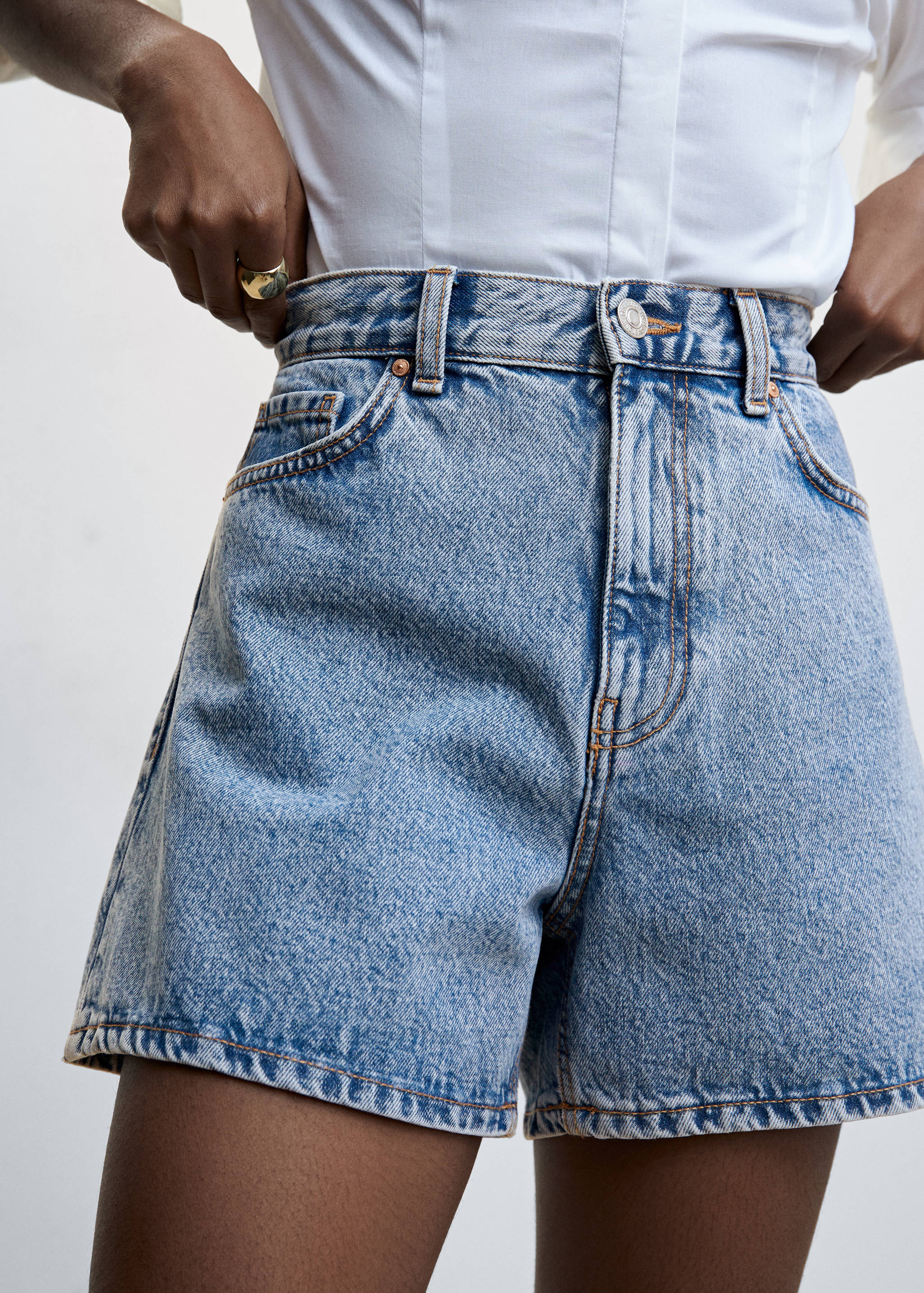 Shorts vaqueros tiro alto - Detalle del artículo 1