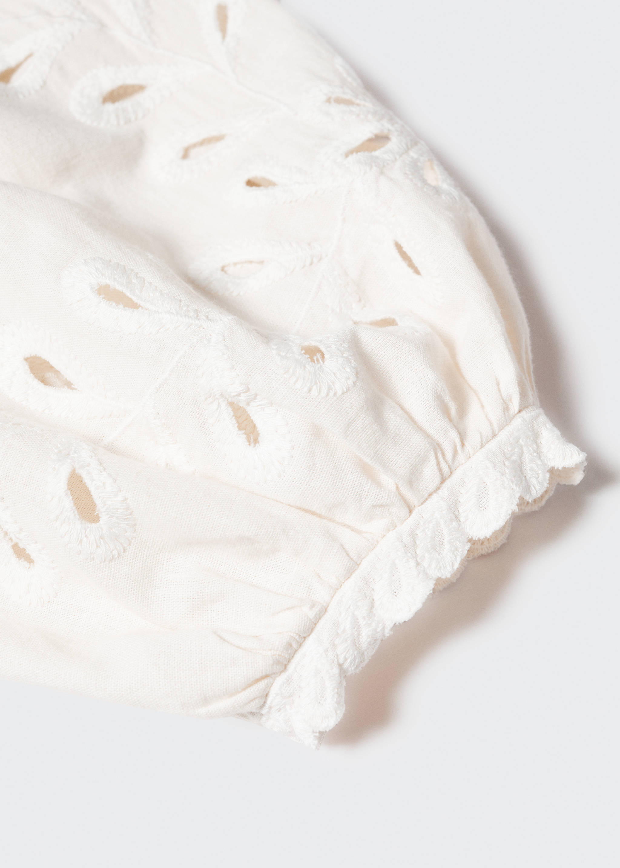 Openwork embroidered blouse - Details of the article 8
