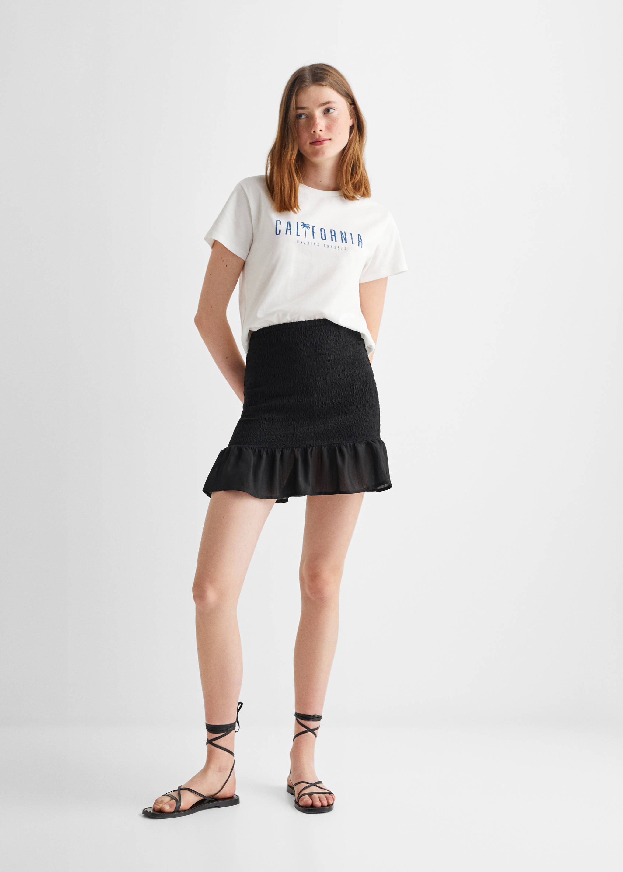 Falda fruncida volante - Plano general