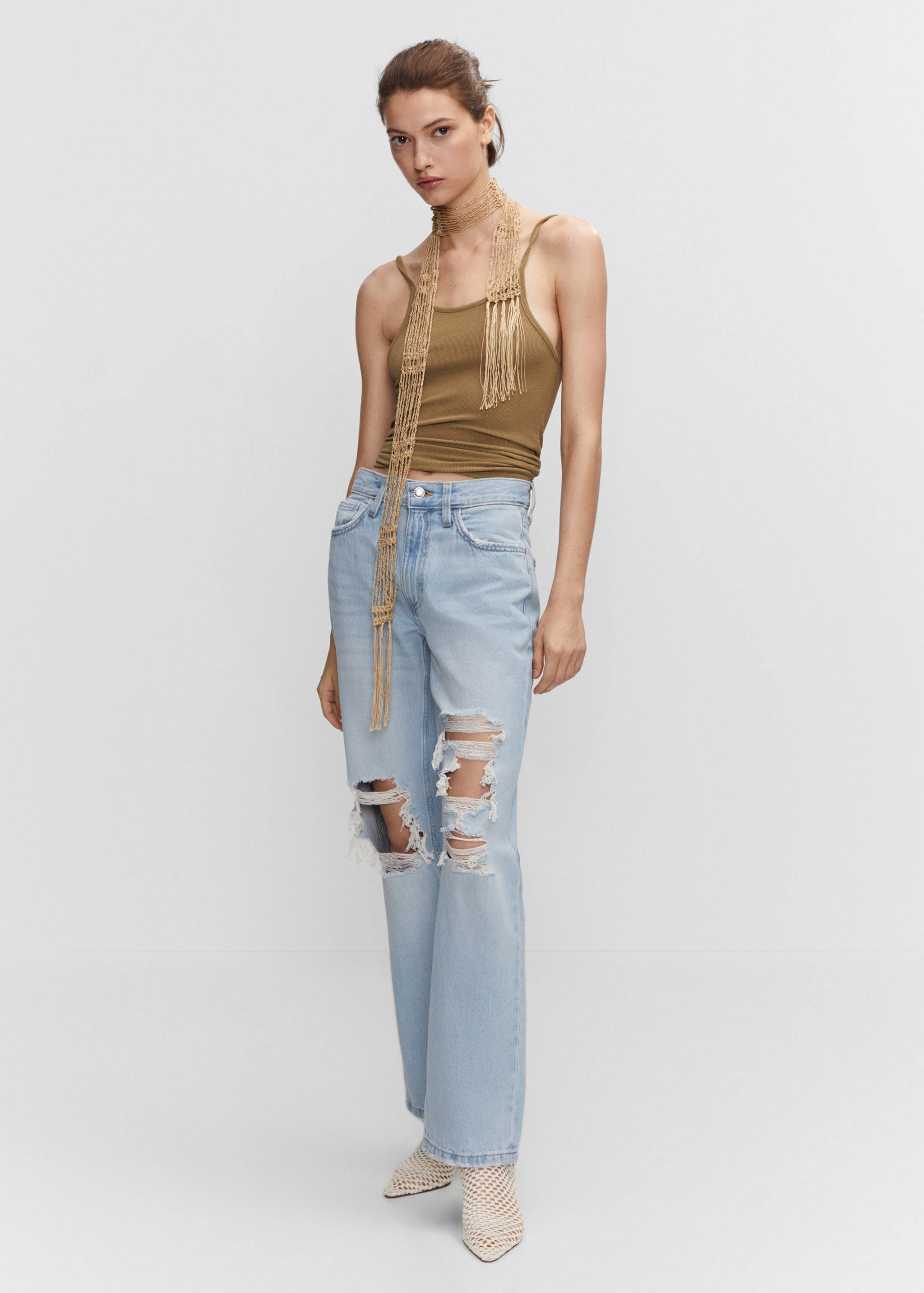 Ripped straight jeans - General plane