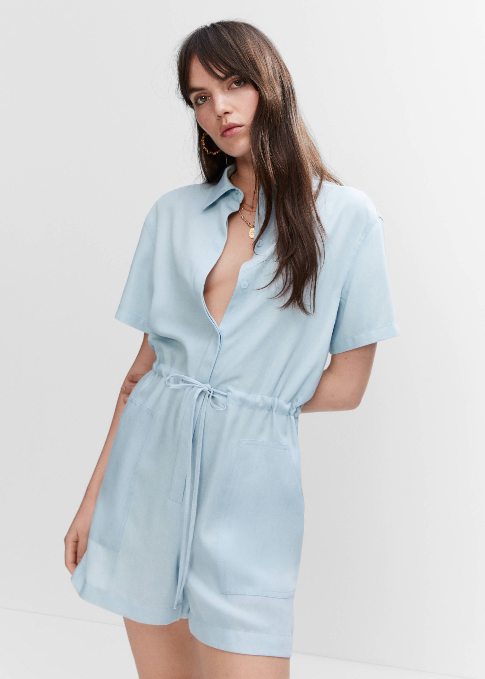 Macacão camiseiro de liocel - Plano médio