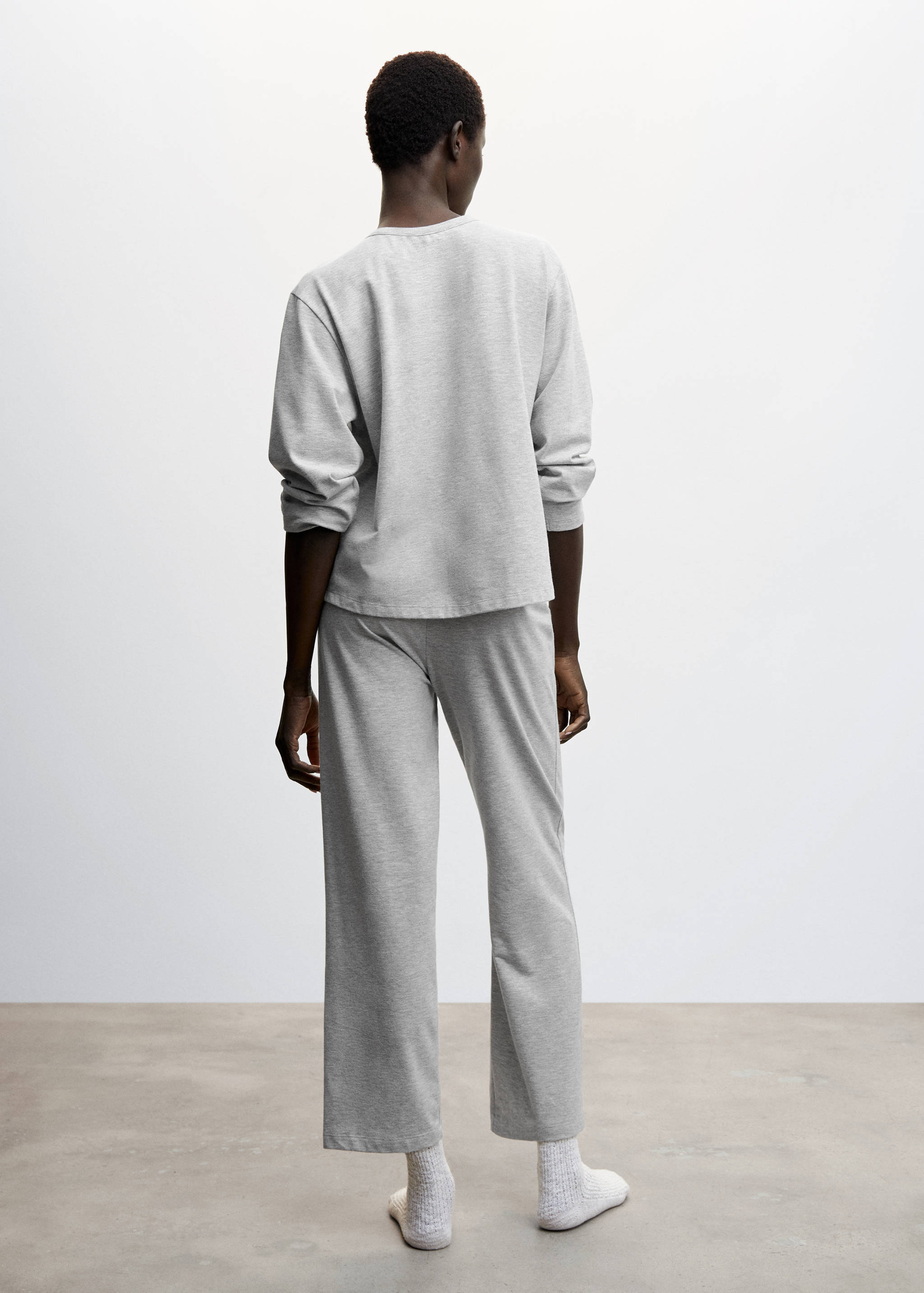 Cotton-linen knitted trousers  - Reverse of the article