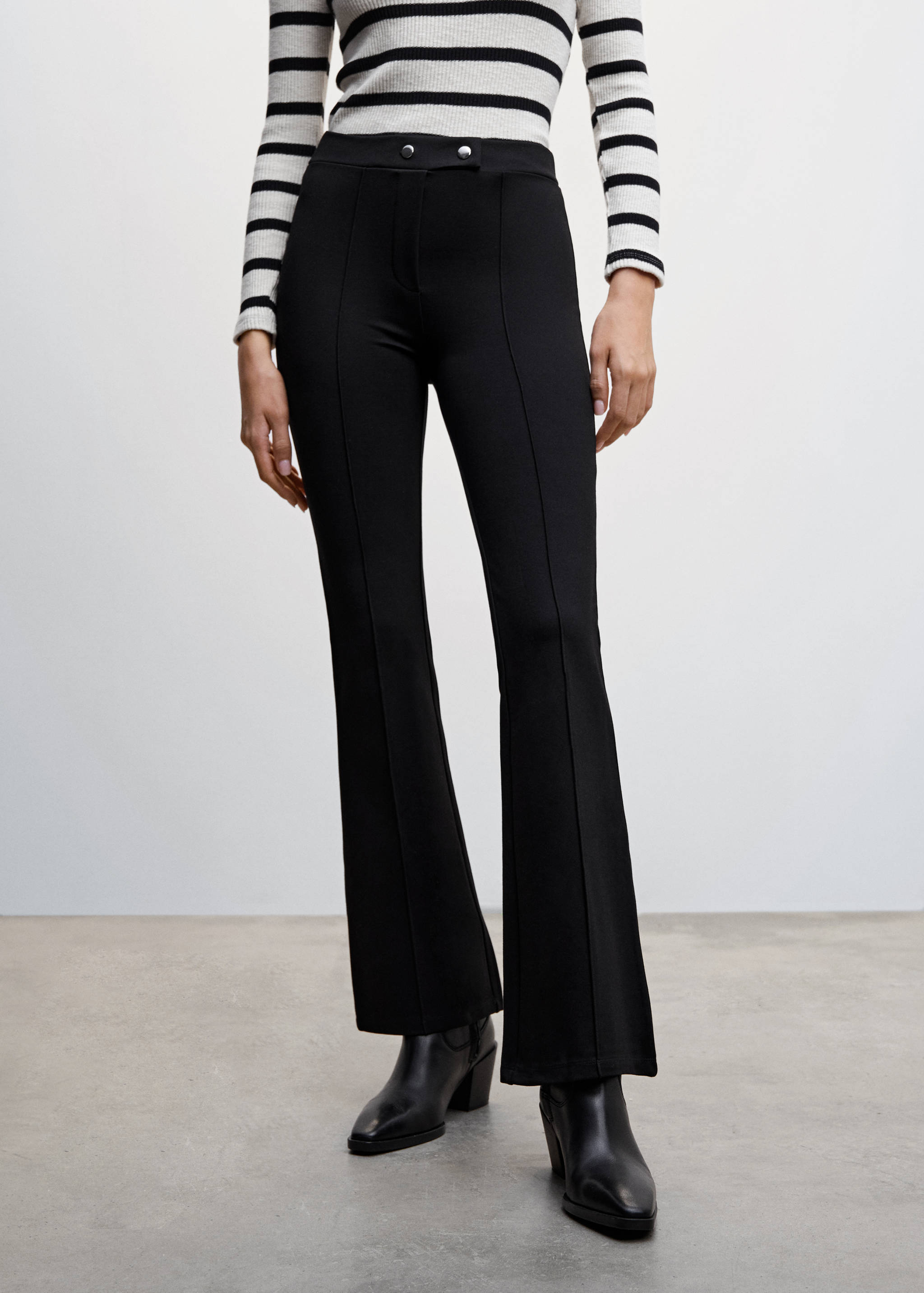 Flared buttoned trousers - Medium plane