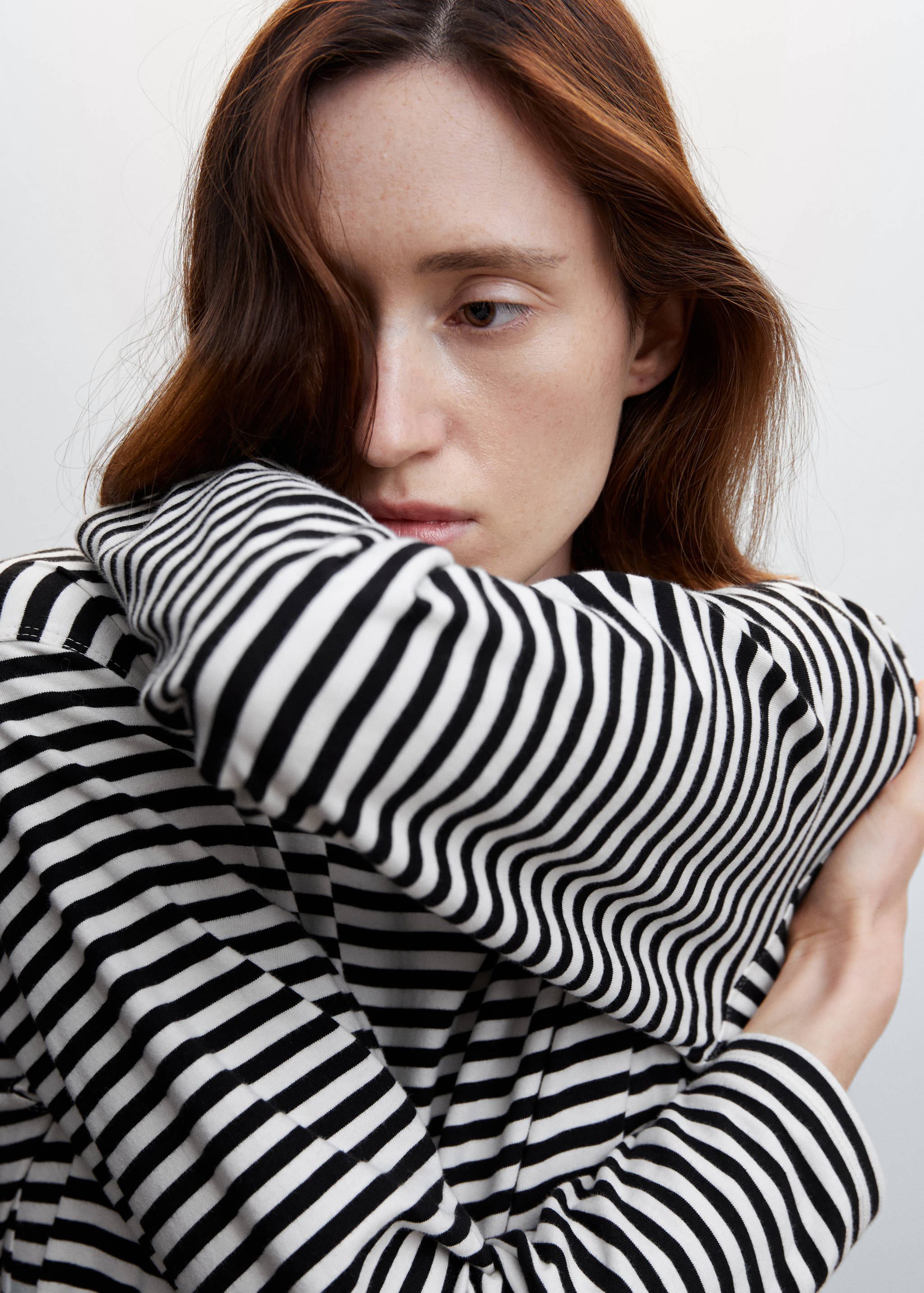 Striped cotton T-shirt - Details of the article 1