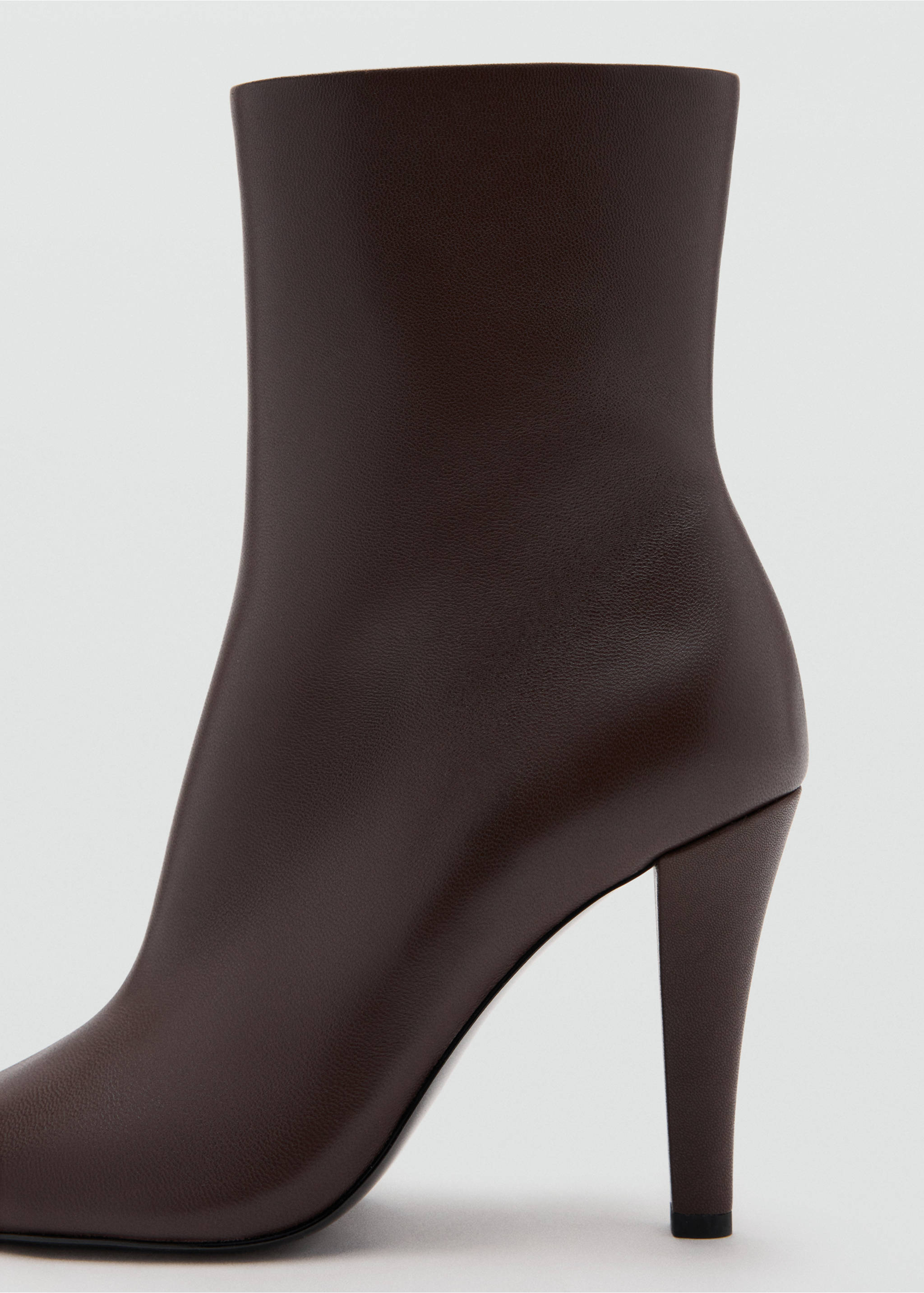 Dark brown ankle boot with a high stiletto heel., Chocolate. Ref: 47061332-00.