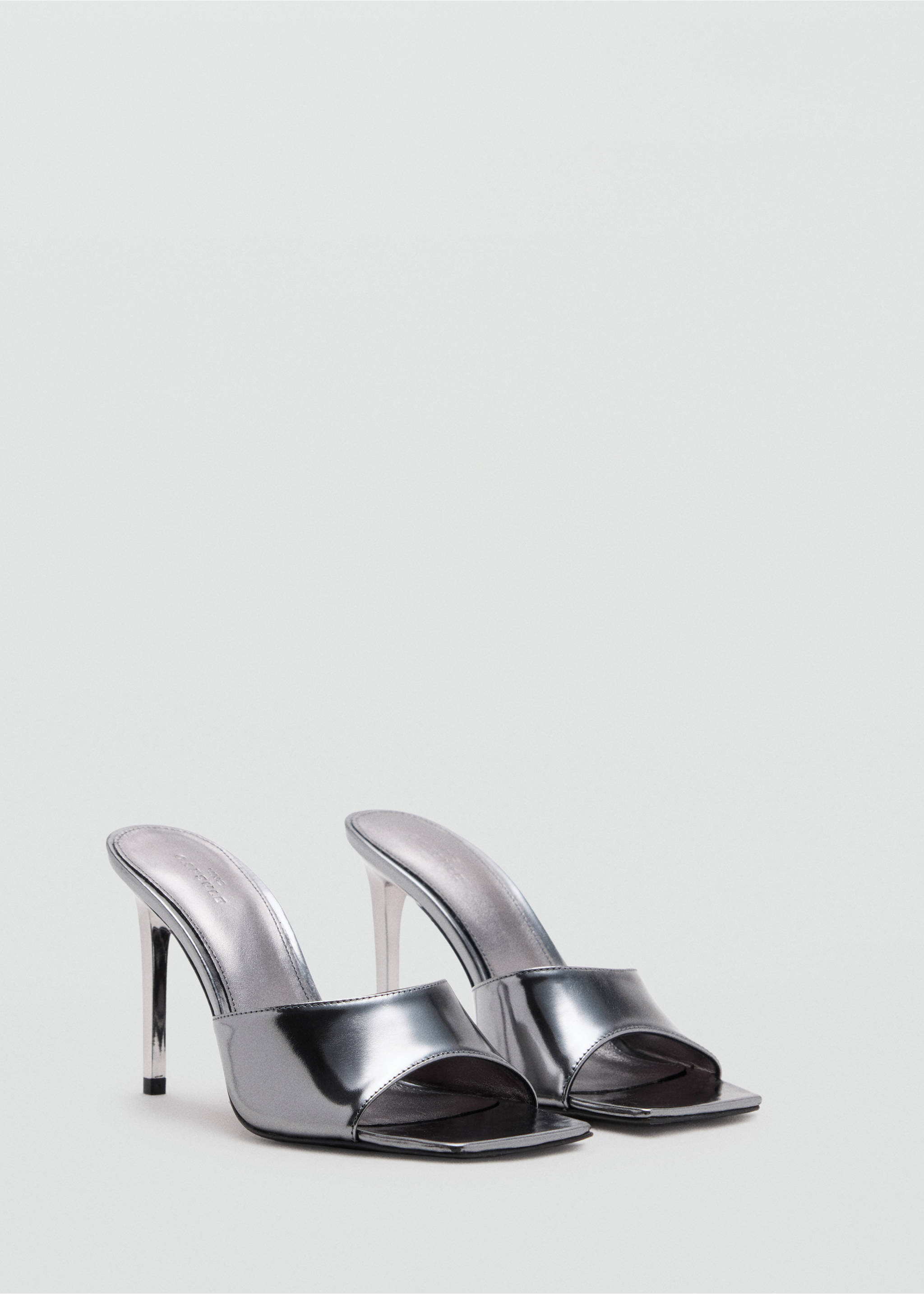 Silver metallic heeled sandals with a wide strap and square toe., Dark Silver. Ref: 47061482-00.