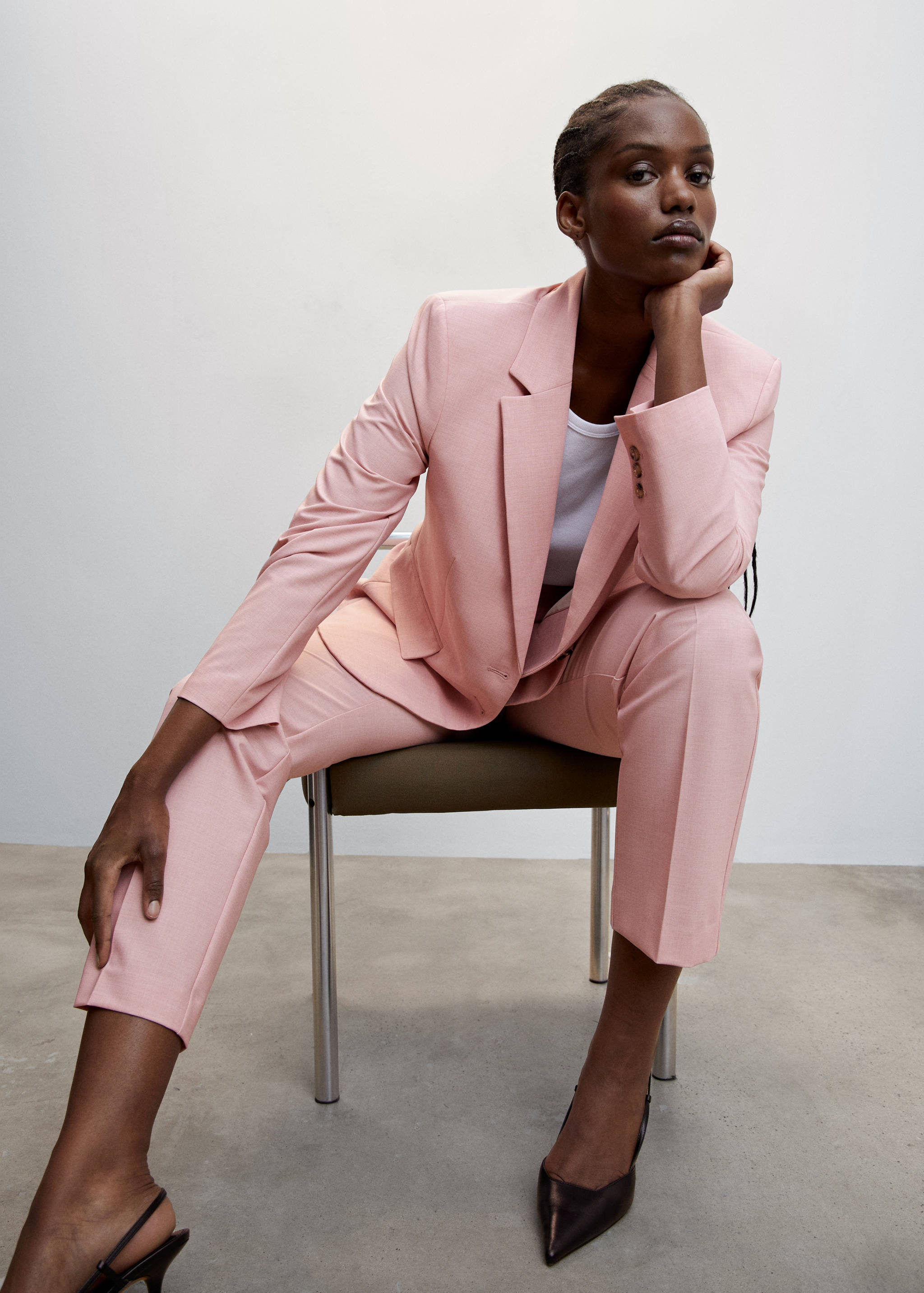 尖翻领西装外套 - null