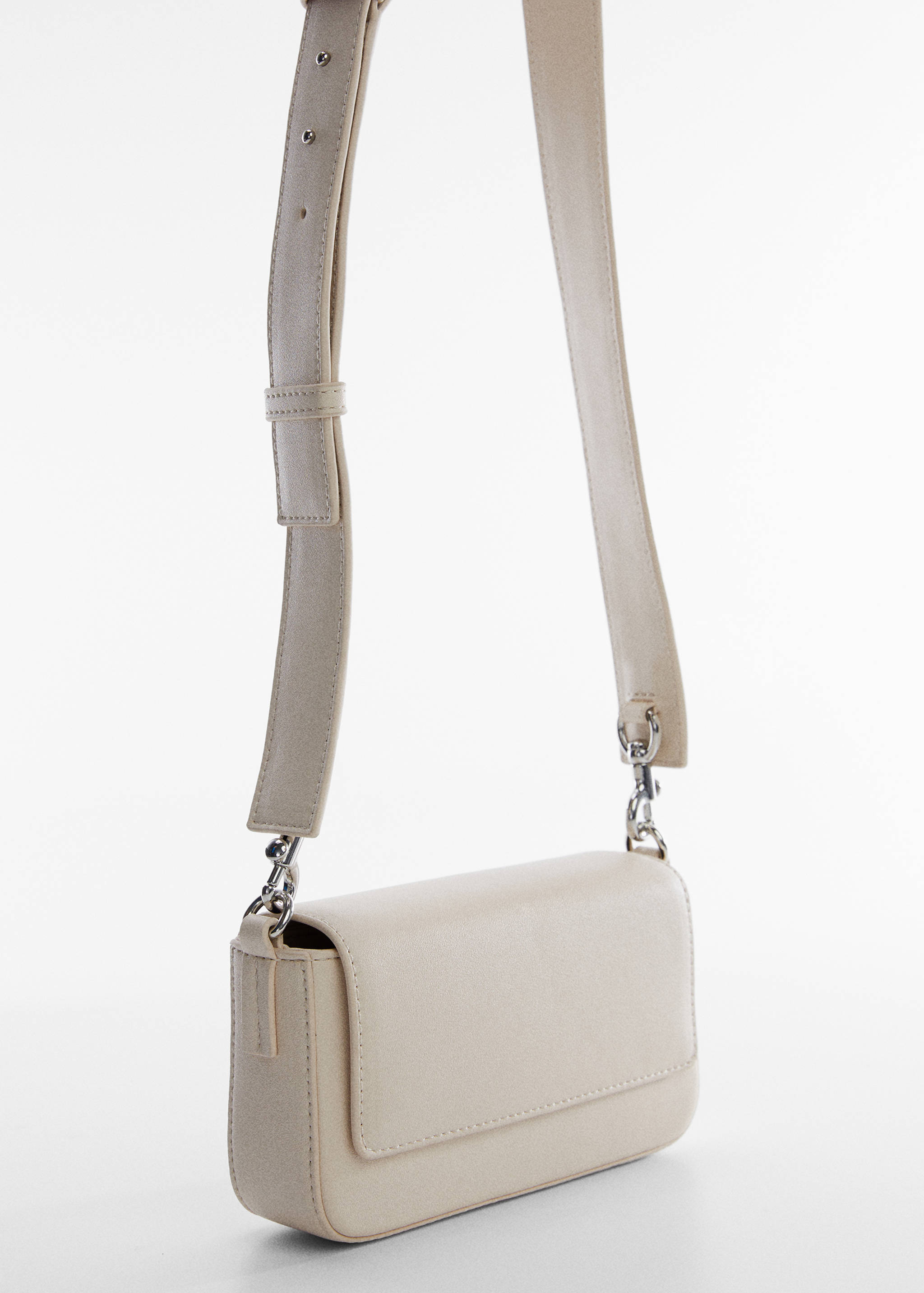 Petit sac bandoulière - Plan moyen