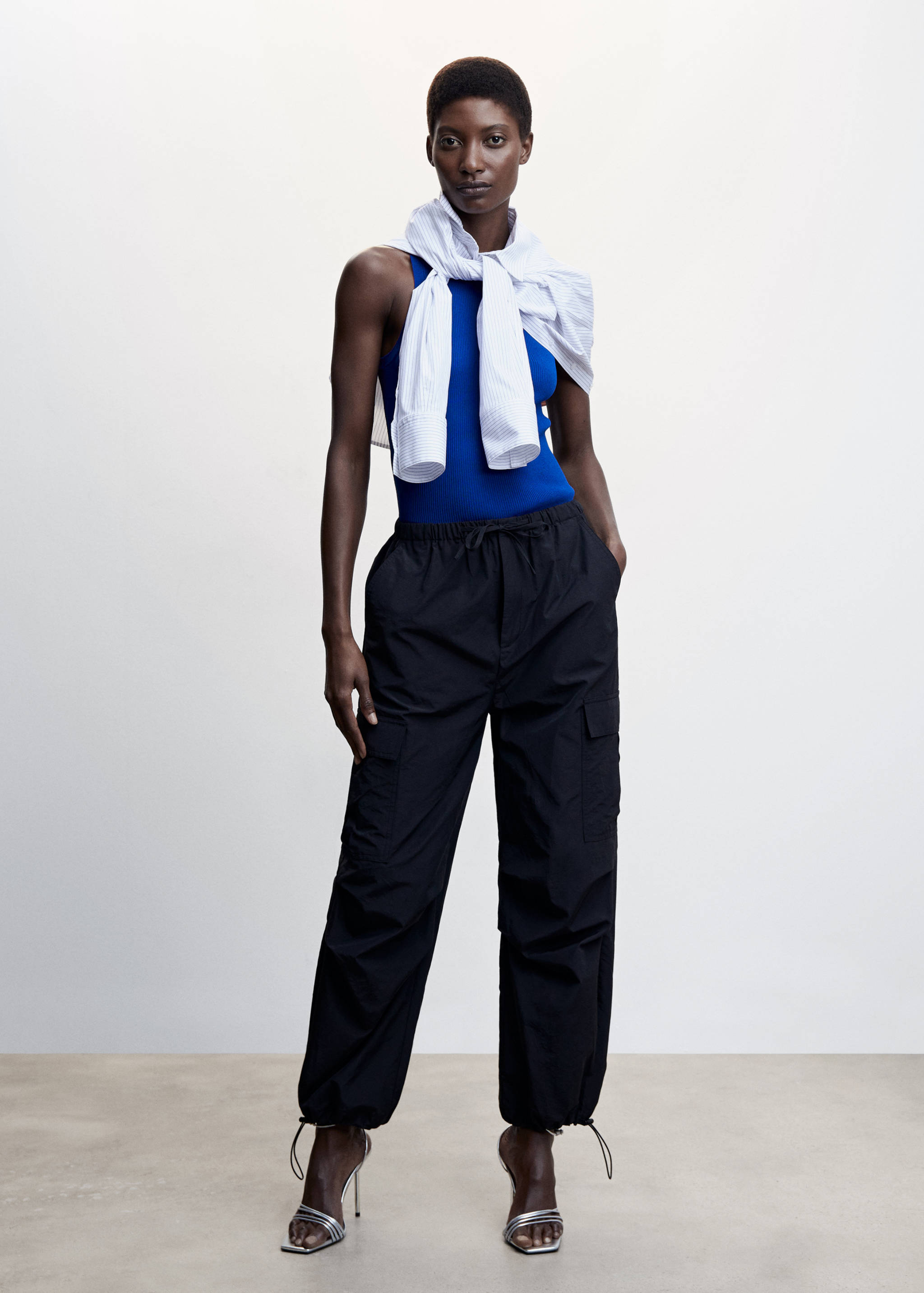 Knitted top with wide straps - General plane