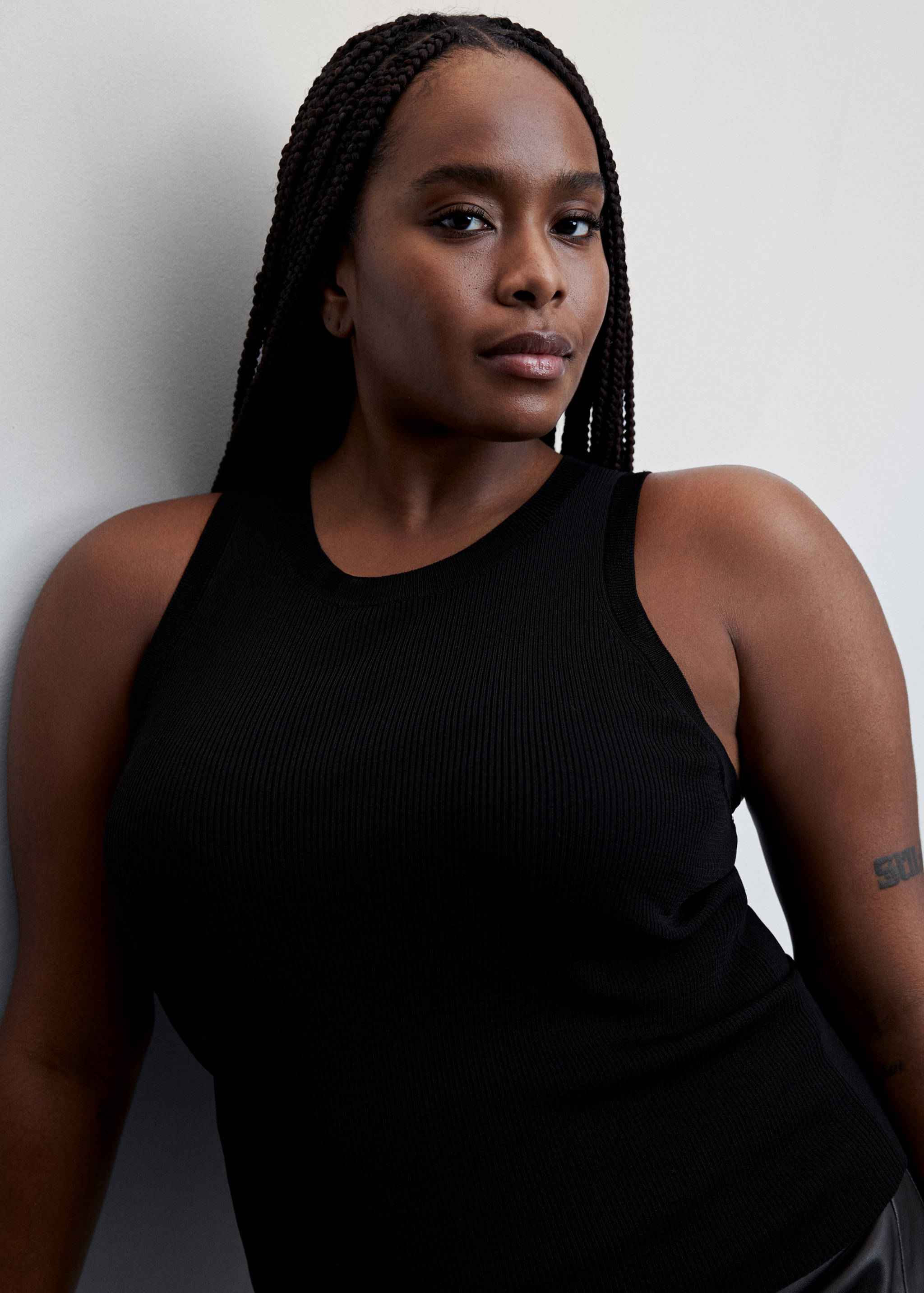 Knitted top with wide straps - Details of the article 4