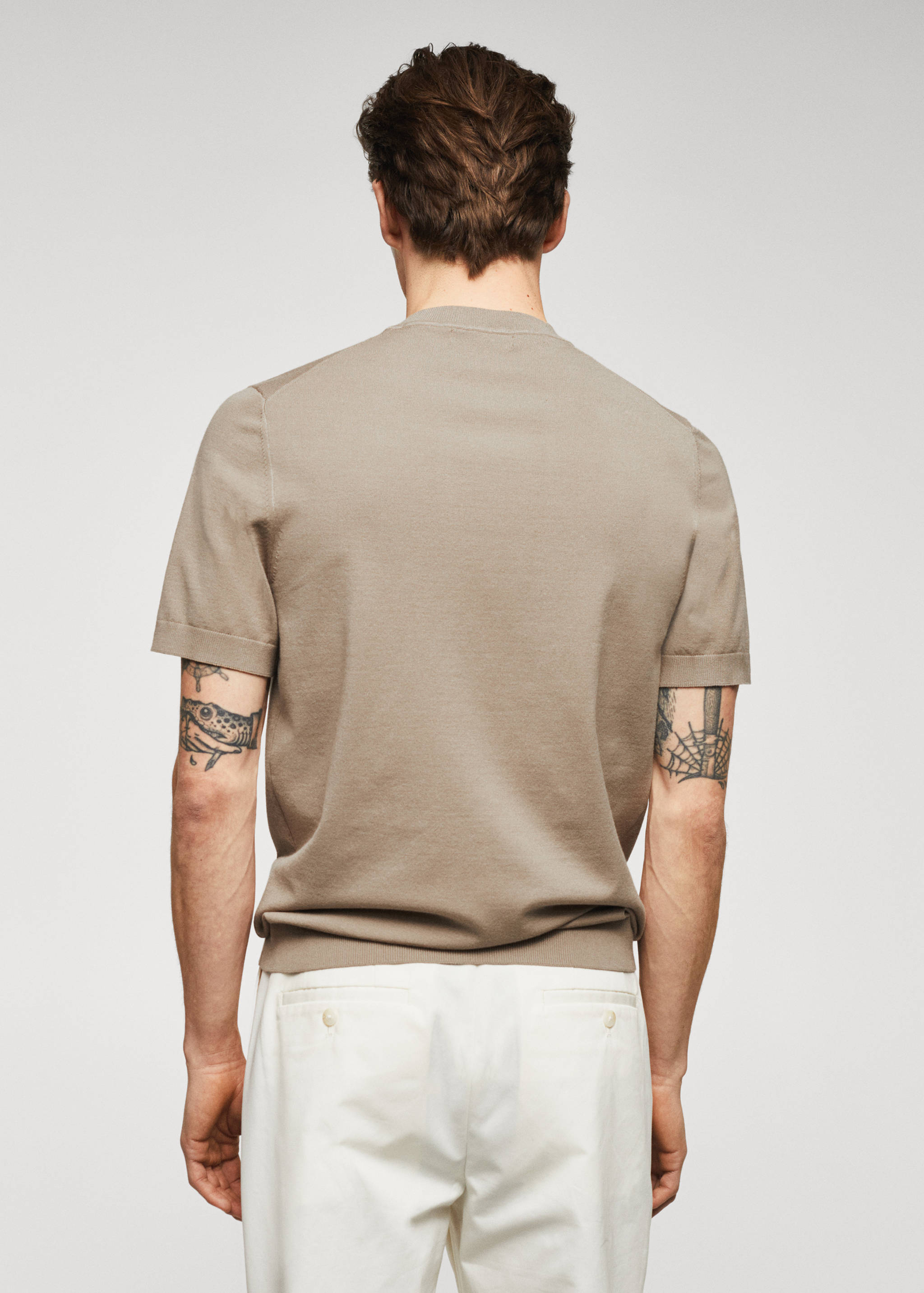 Fine-knit T-shirt - Reverse of the article