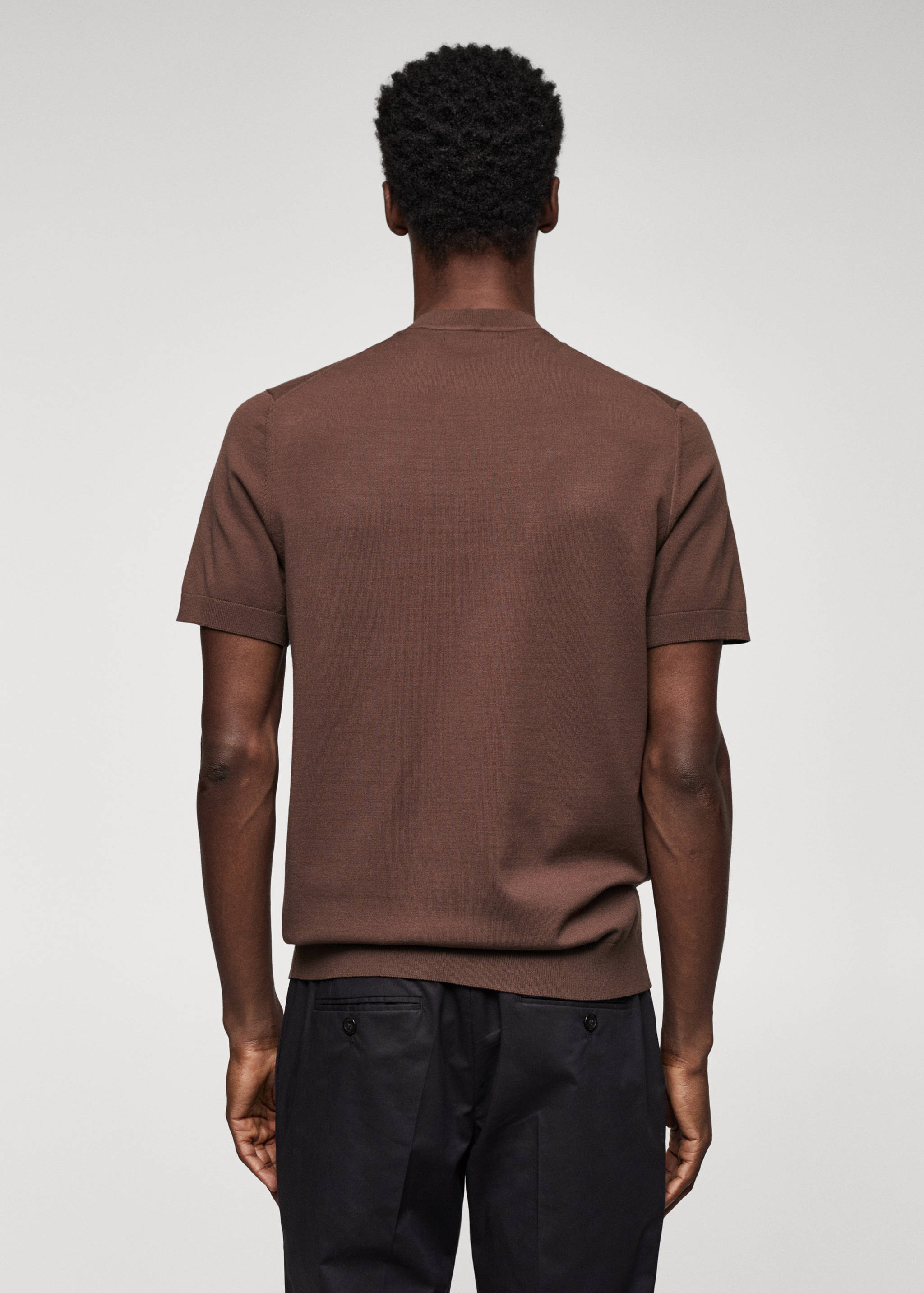 Fine-knit T-shirt - Reverse of the article