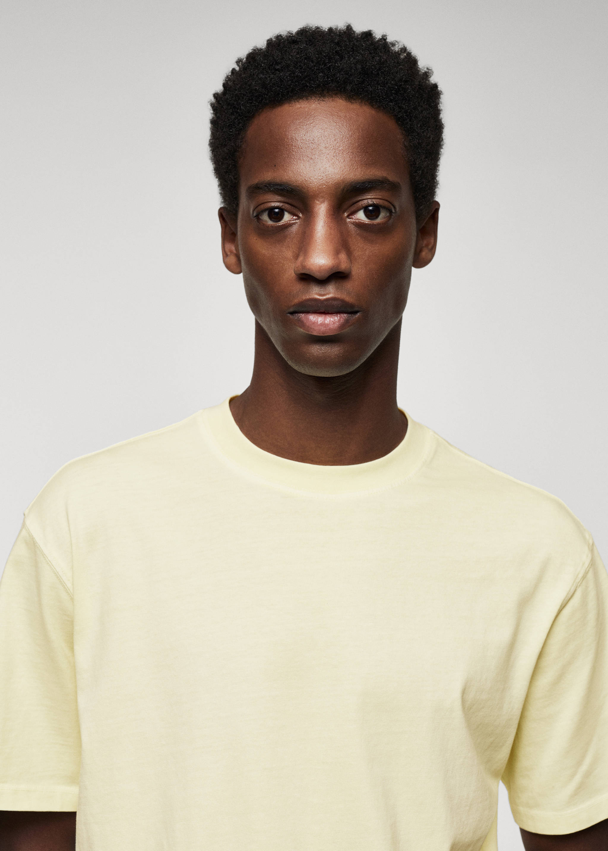 Футболка 100% хлопок relaxed fit - Деталь изделия 1