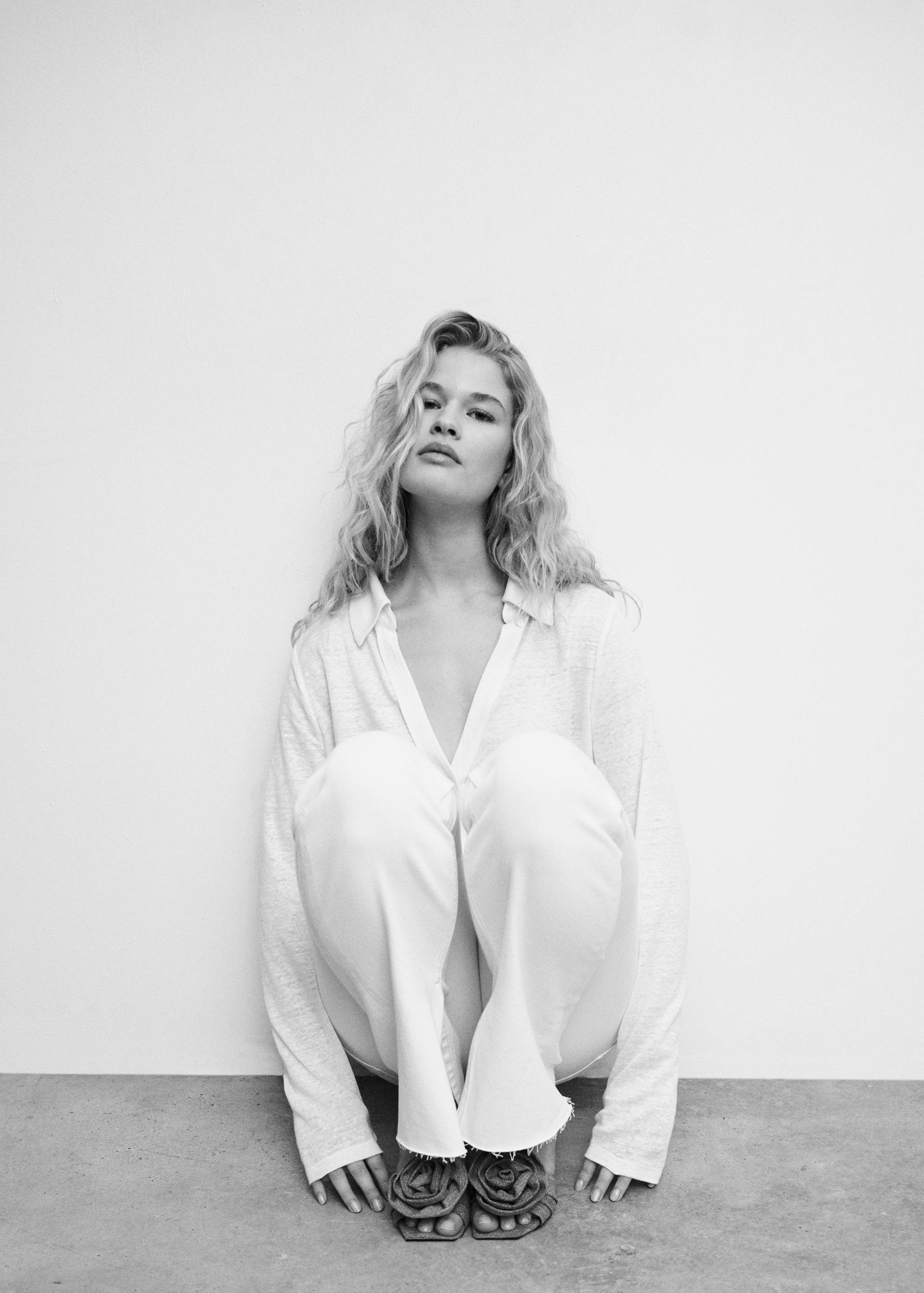 Camisa lino cuello pico - Detalle del artículo 2