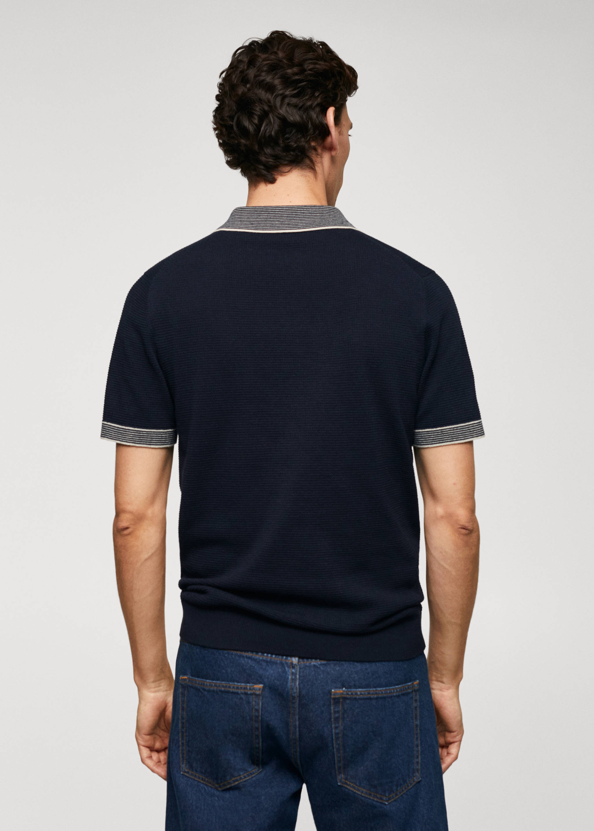 Fine-knit polo shirt with zip - Reverse of the article