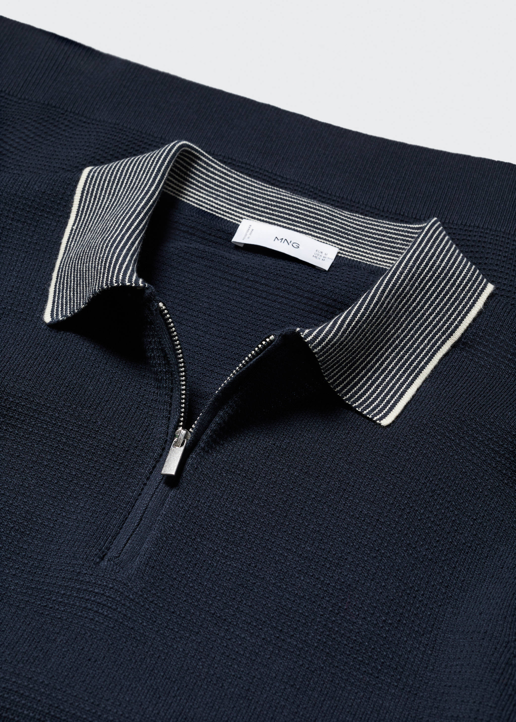 Fine-knit polo shirt with zip - Details of the article 8