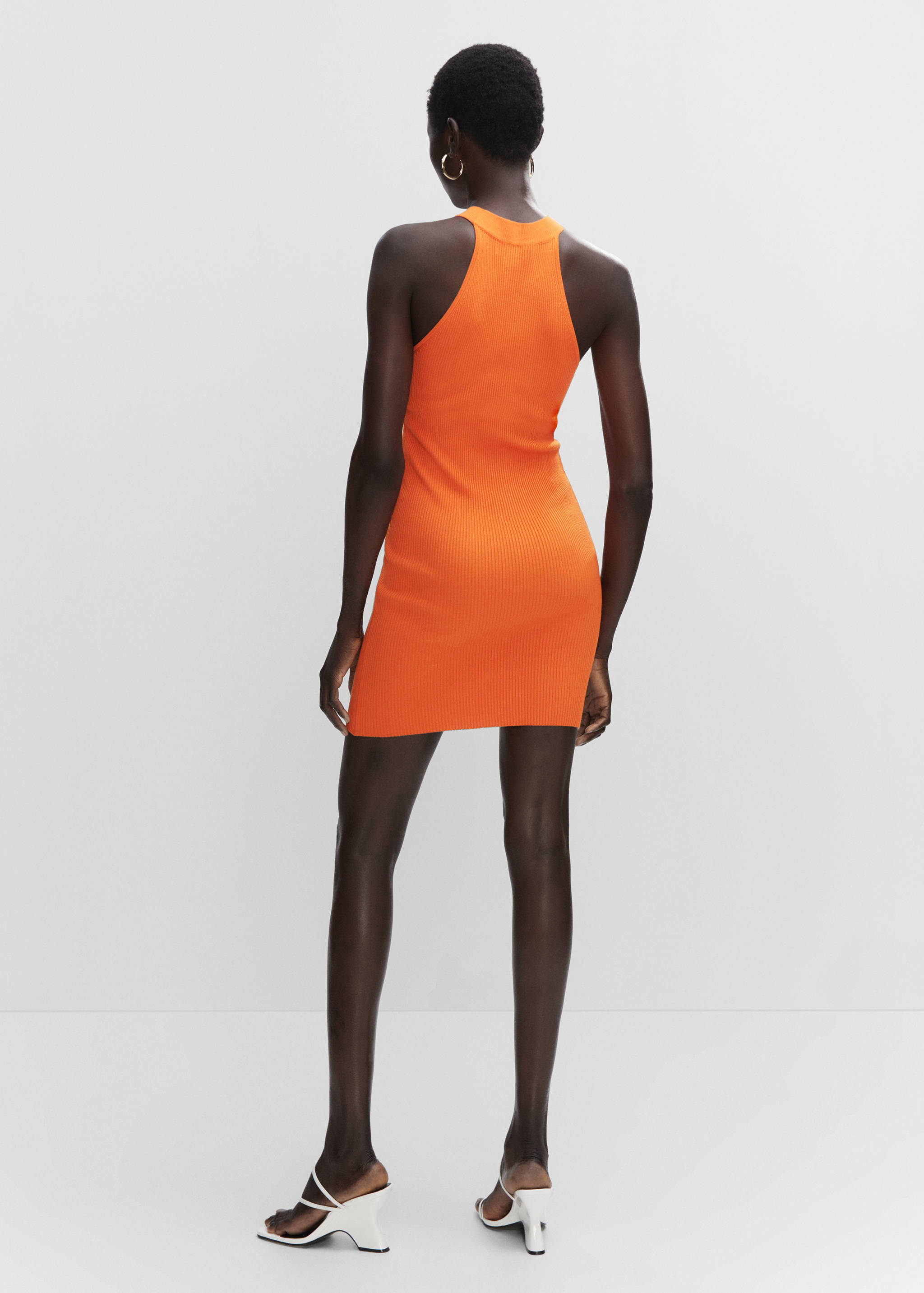 Halter-neck knitted dress - Reverse of the article