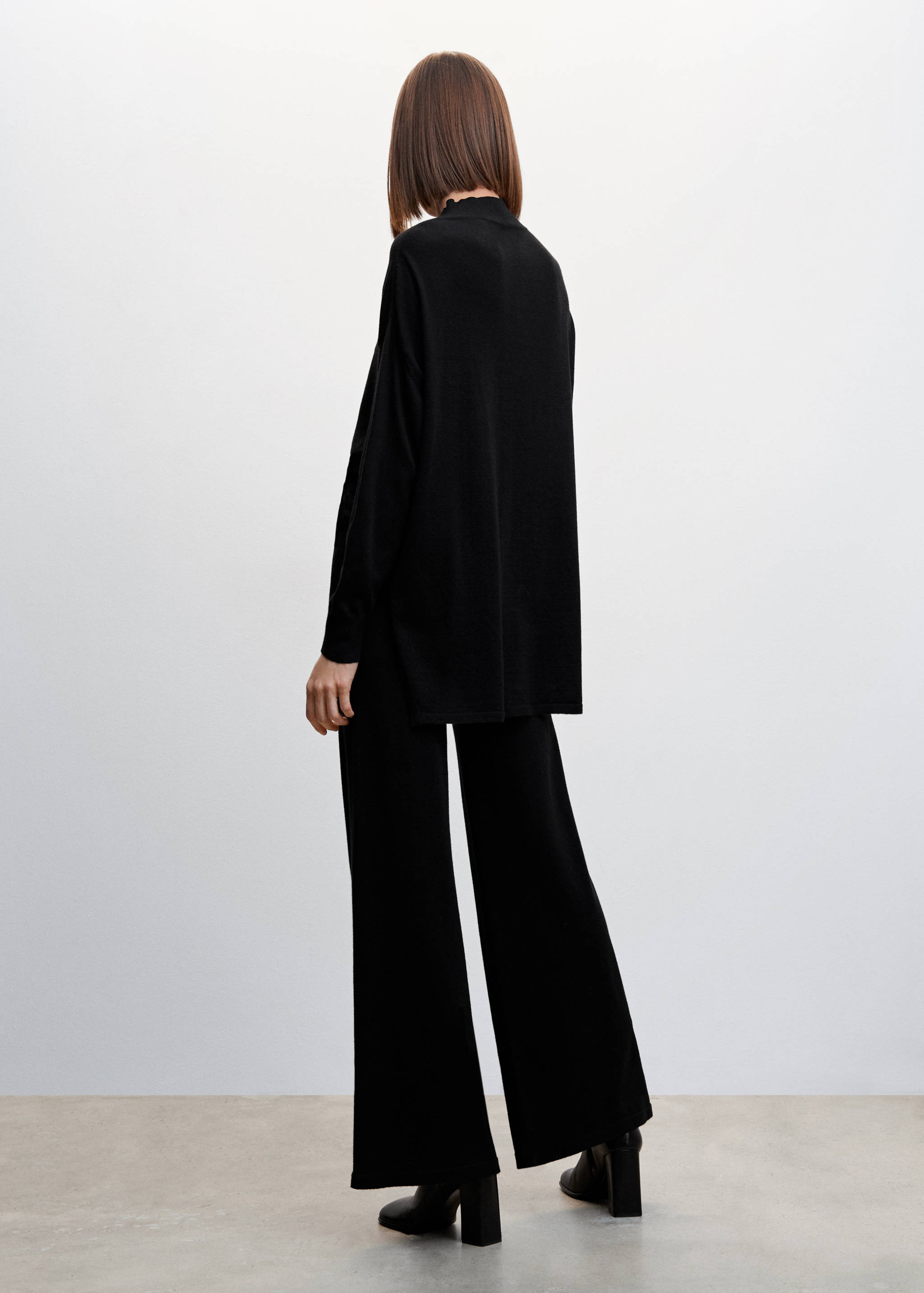 Knitted wideleg trousers - Reverse of the article