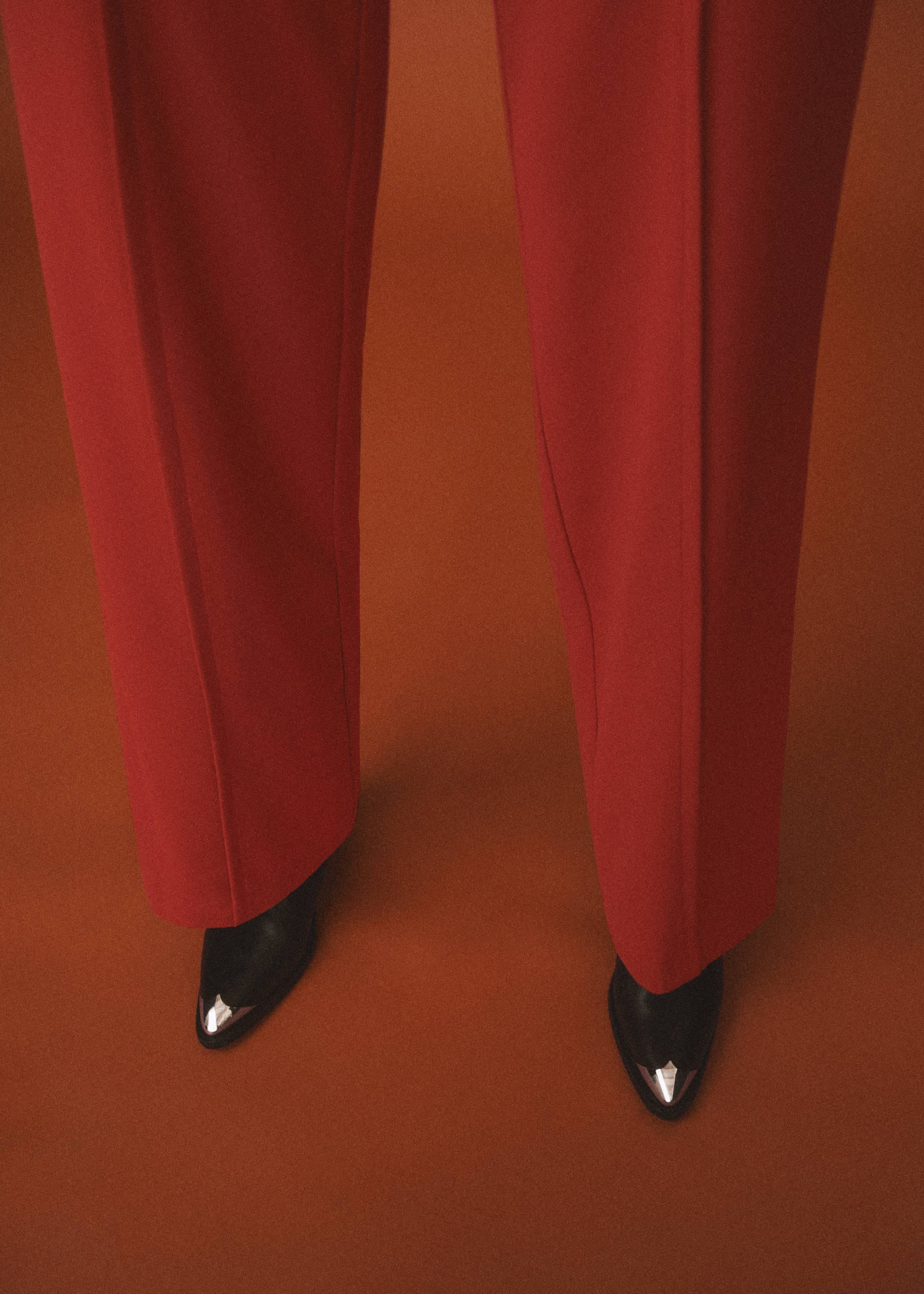 Metallic pointed toe leather ankle boots - Details of the article 9