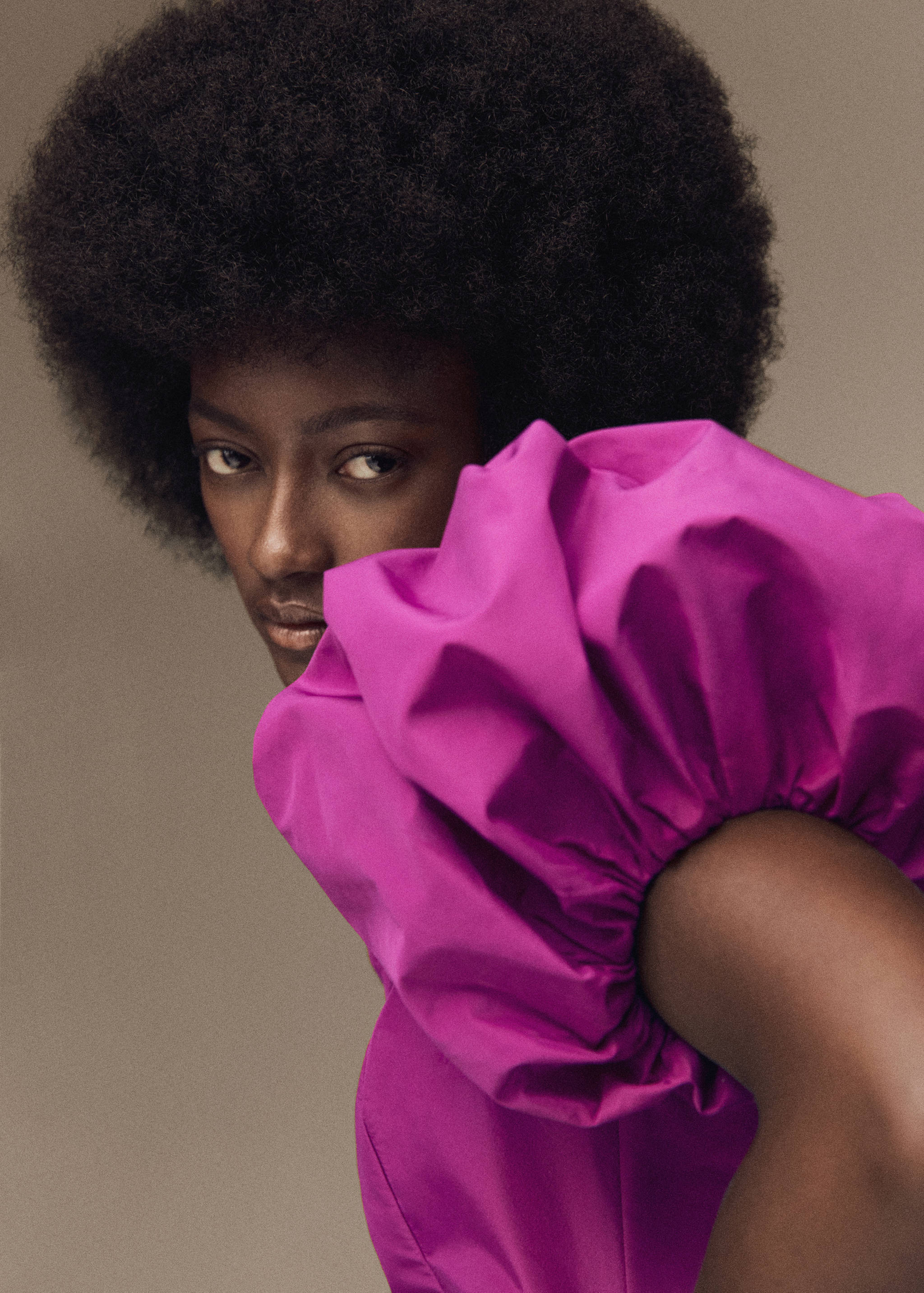 Robe courte manches bouffantes - Détail de l'article 5