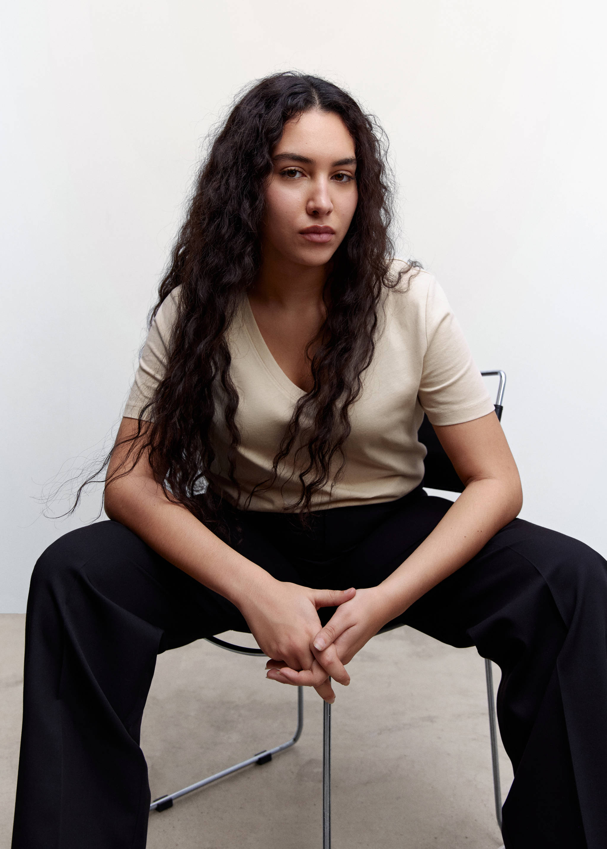 T-shirt basique en coton - Détail de l'article 4