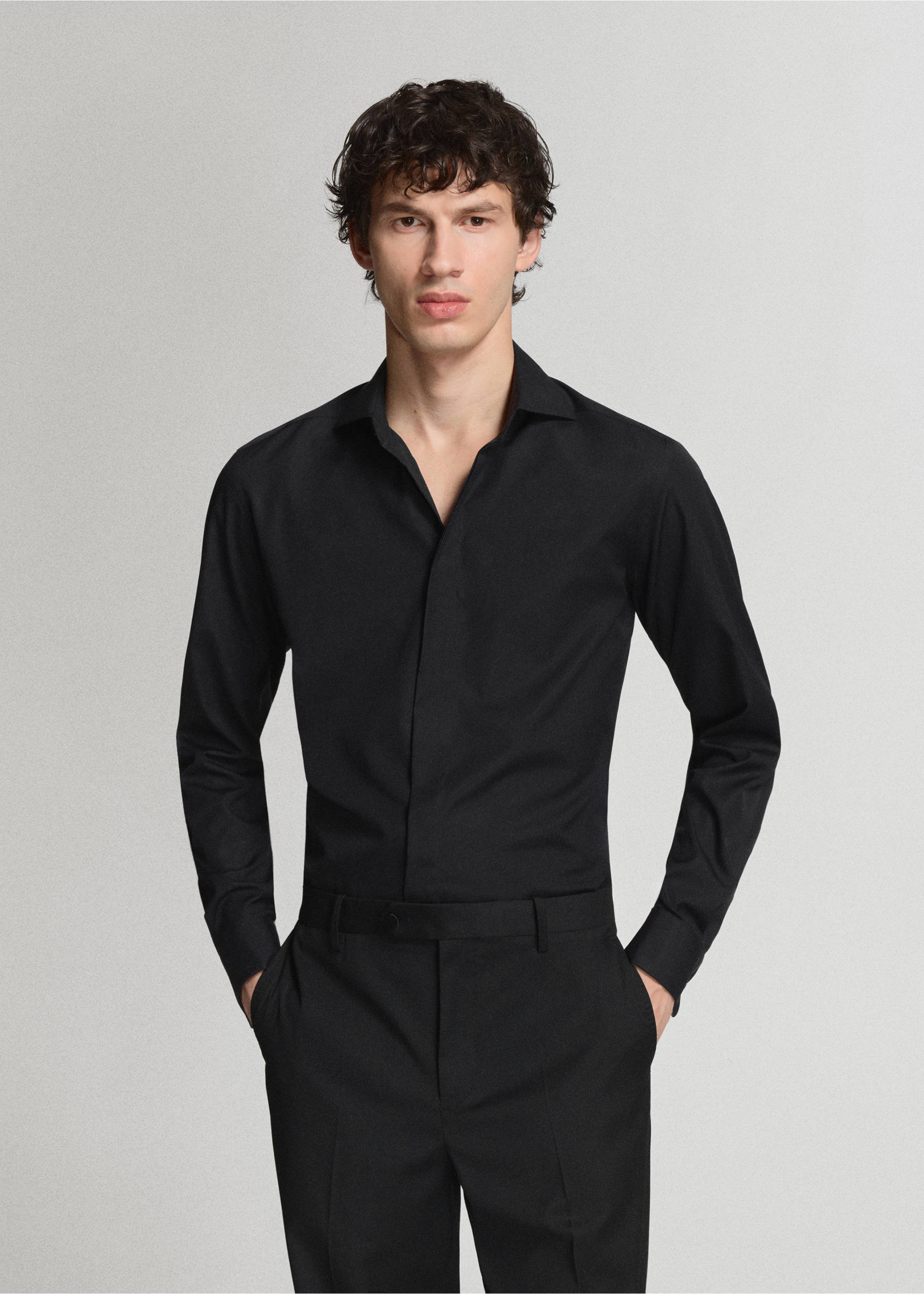 Black long-sleeved slim-fit shirt with a classic collar and concealed placket., Black. Ref: 47071335-00.