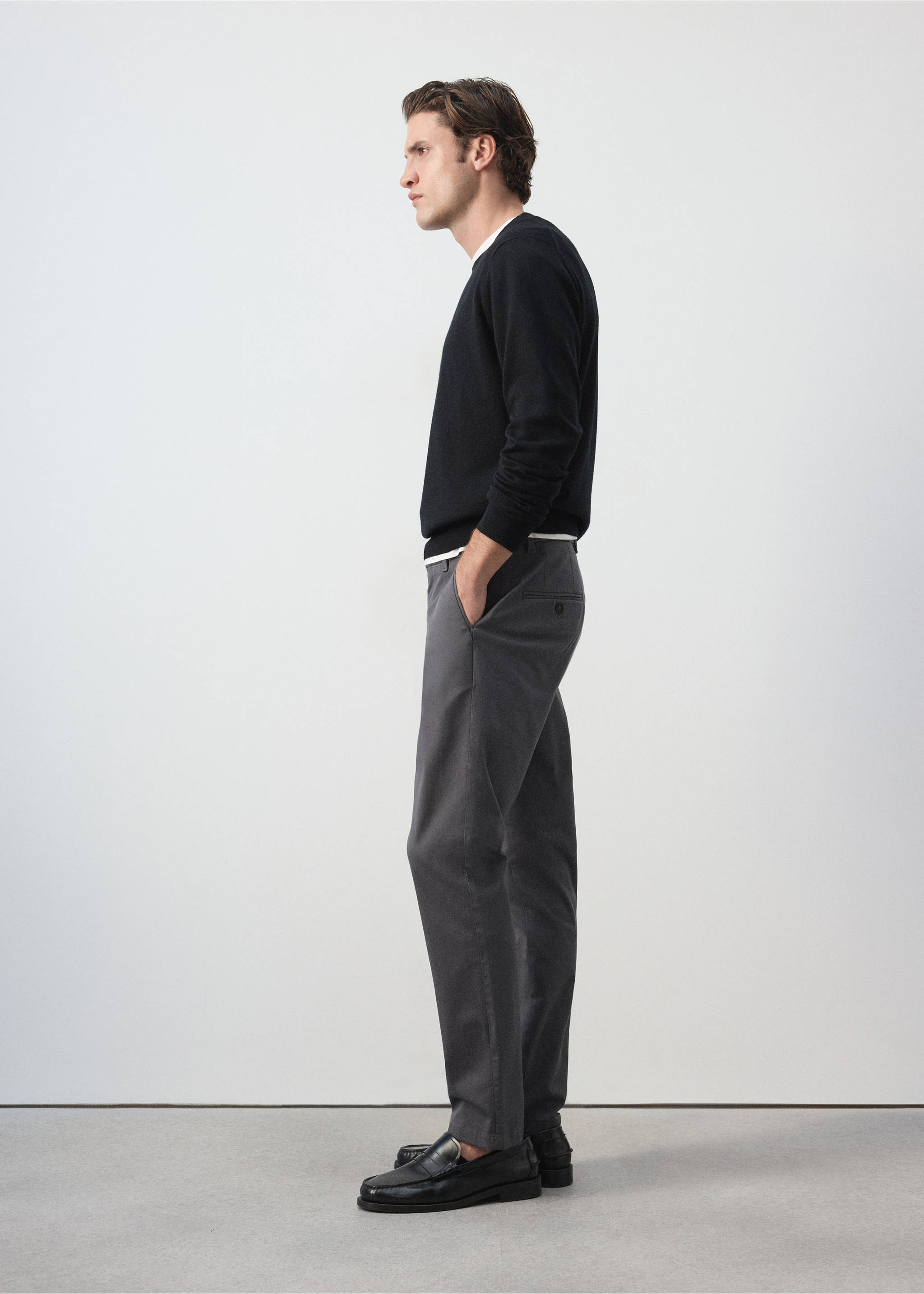 Dark grey straight-leg trousers in a regular fit., Medium Heather Grey. Ref: 47071351-00.
