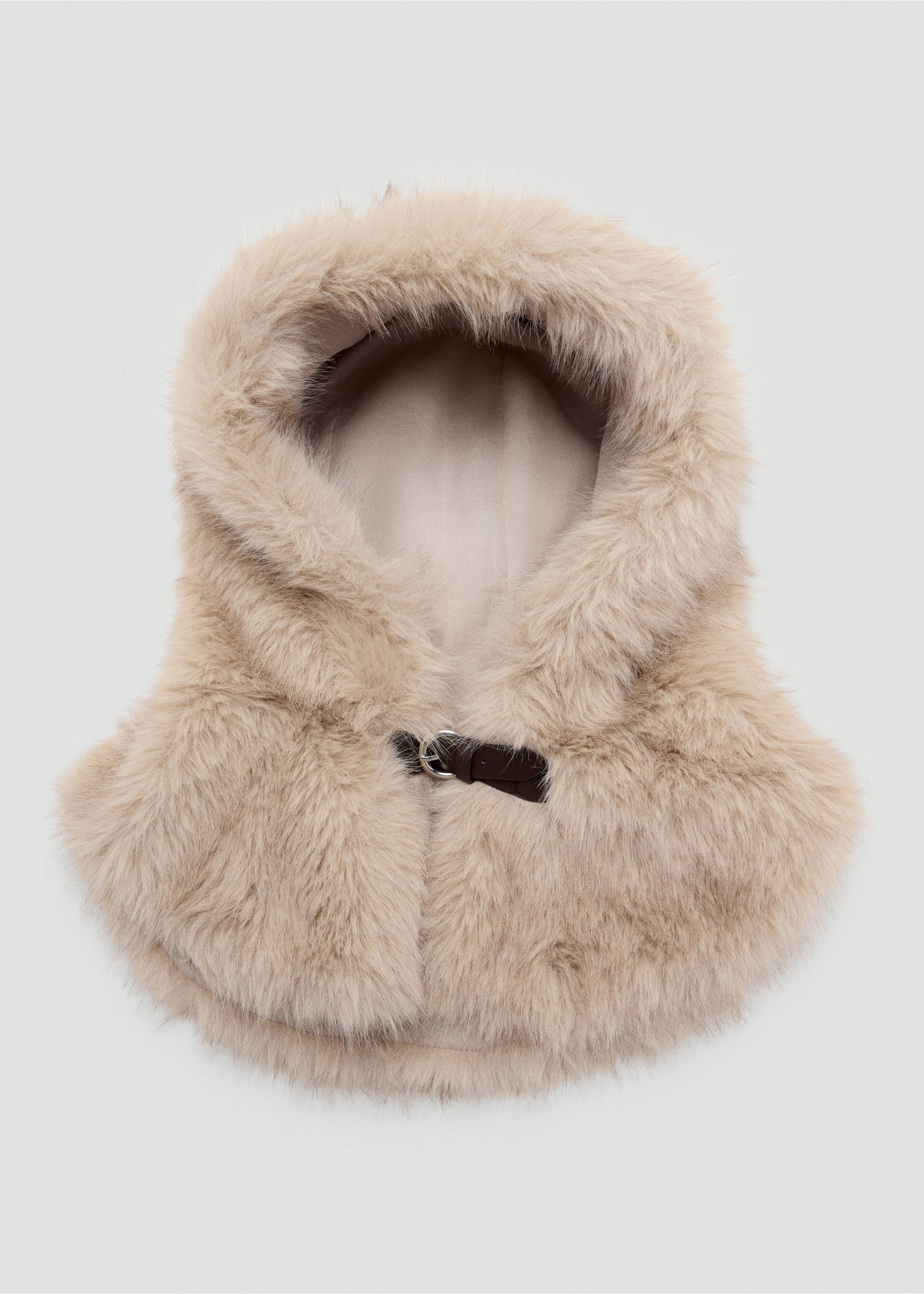 Beige faux-fur hood with a dark brown buckled strap closure., Ecru. Ref: 47071375-00.