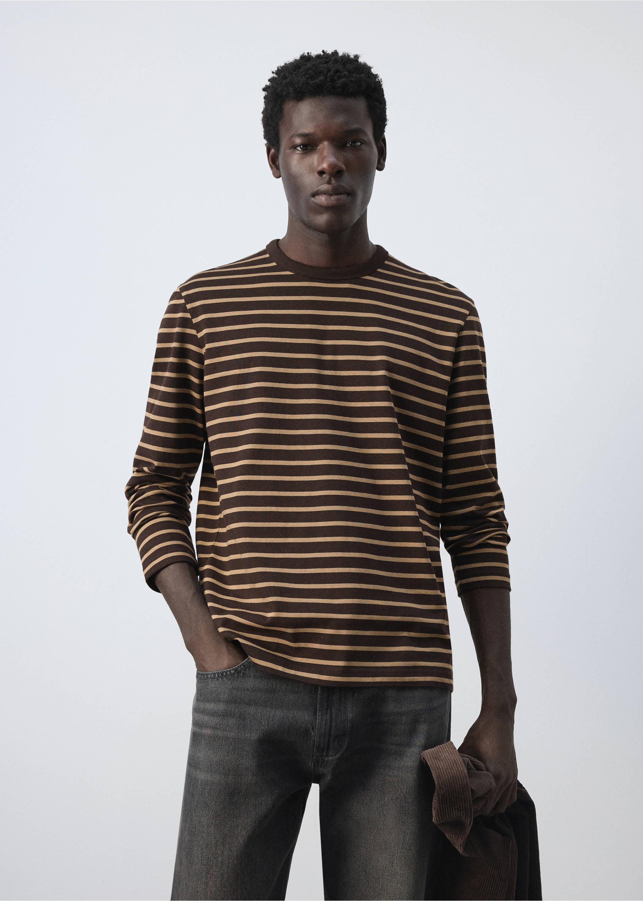 Brown and beige striped long-sleeve T-shirt with a round neck., Chocolate. Ref: 47071410-00.