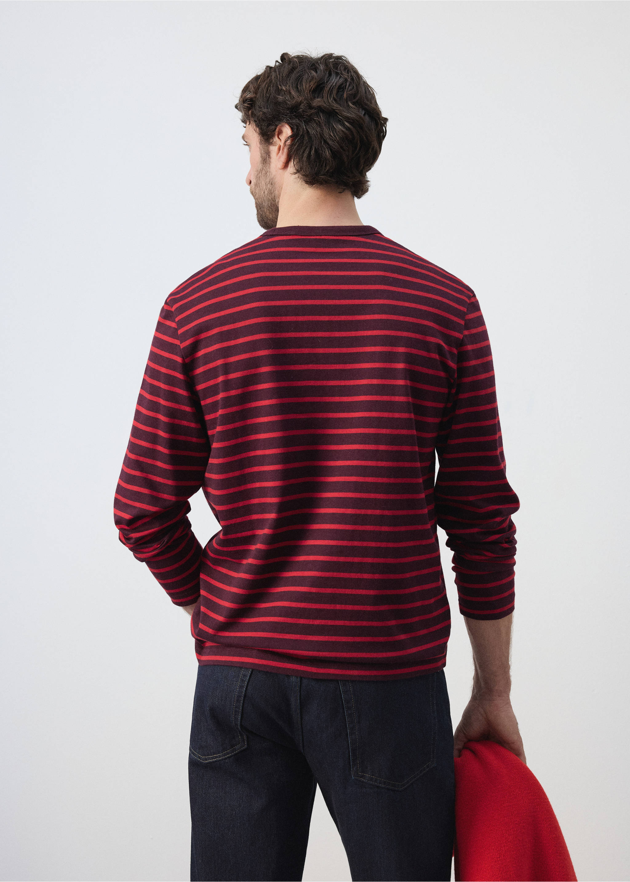 Back view of a red and dark striped long-sleeved t-shirt, Red. Ref: 47071410-00.