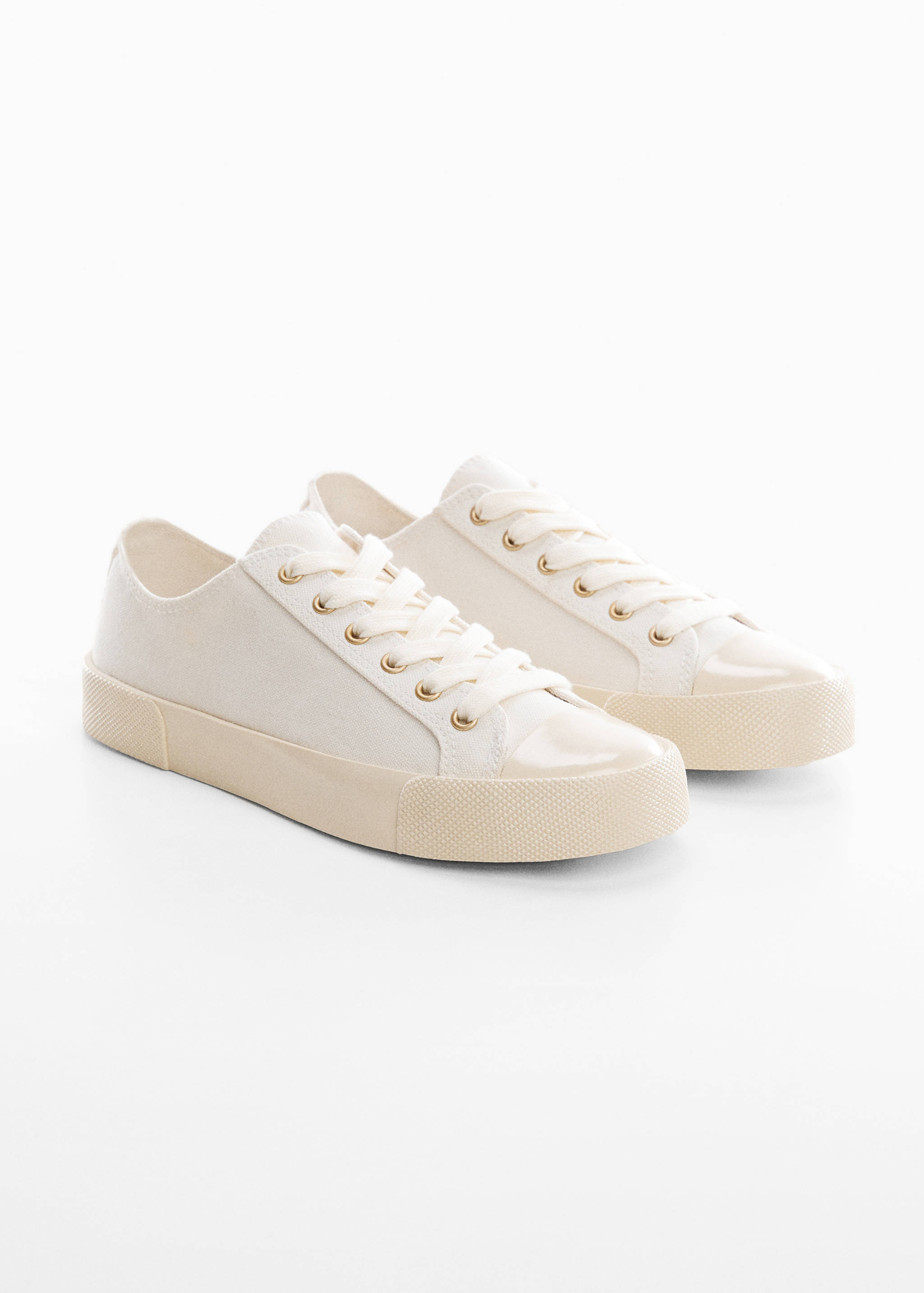 Хлопковые кроссовки со шнурками - Средний план