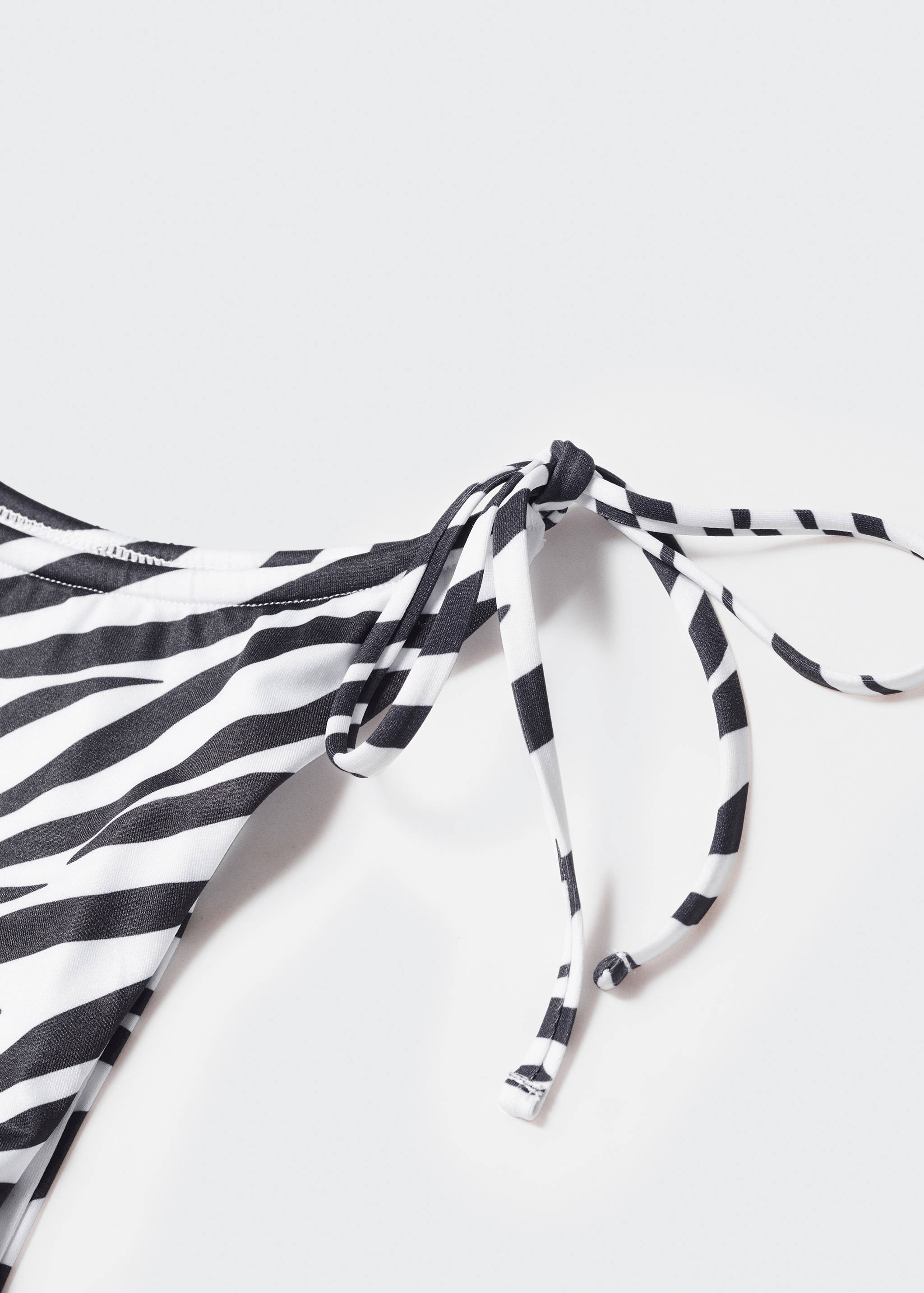 Brazilian bikini bottoms with bows - Details of the article 8