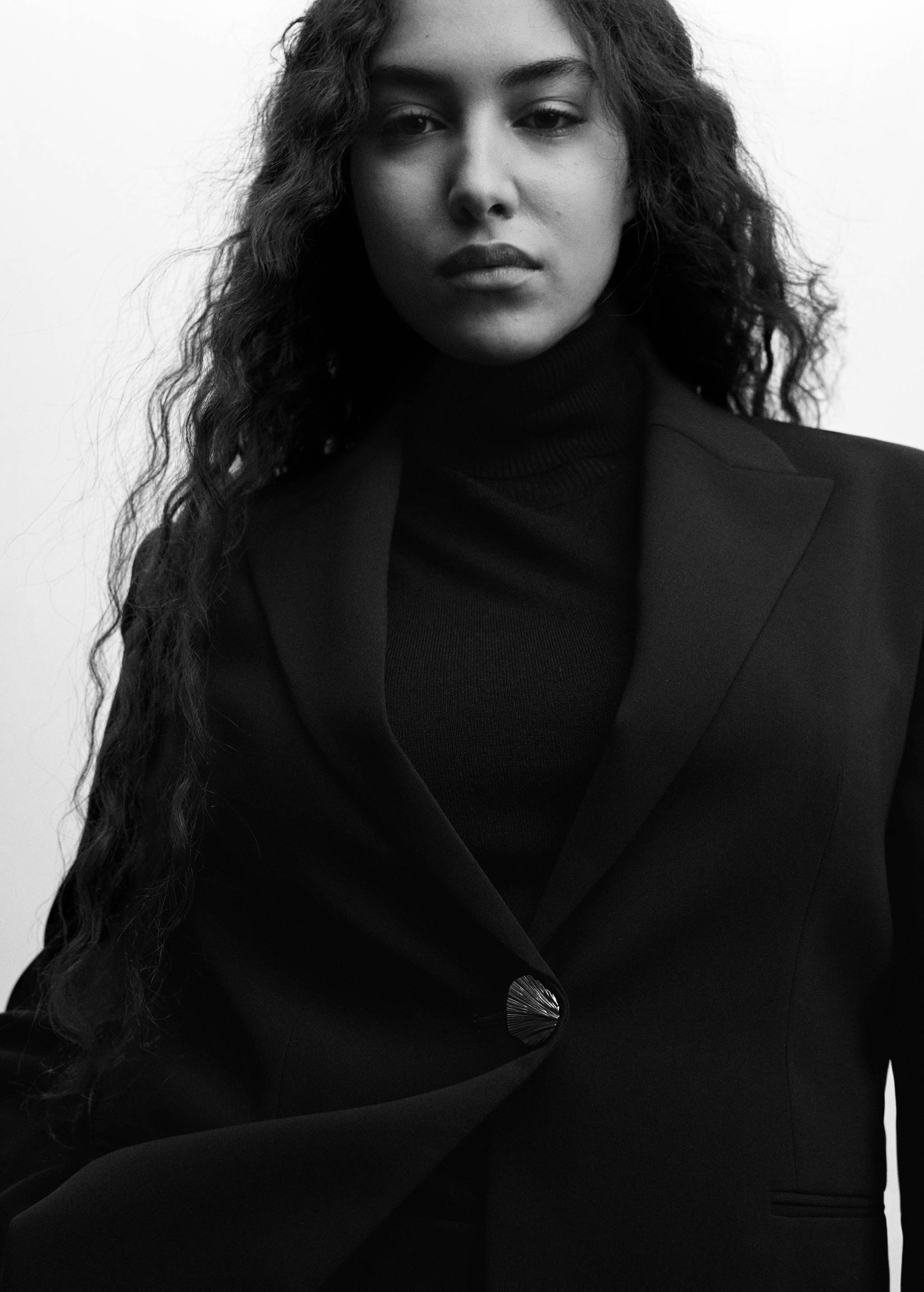 Suit blazer with buttons  - Details of the article 4