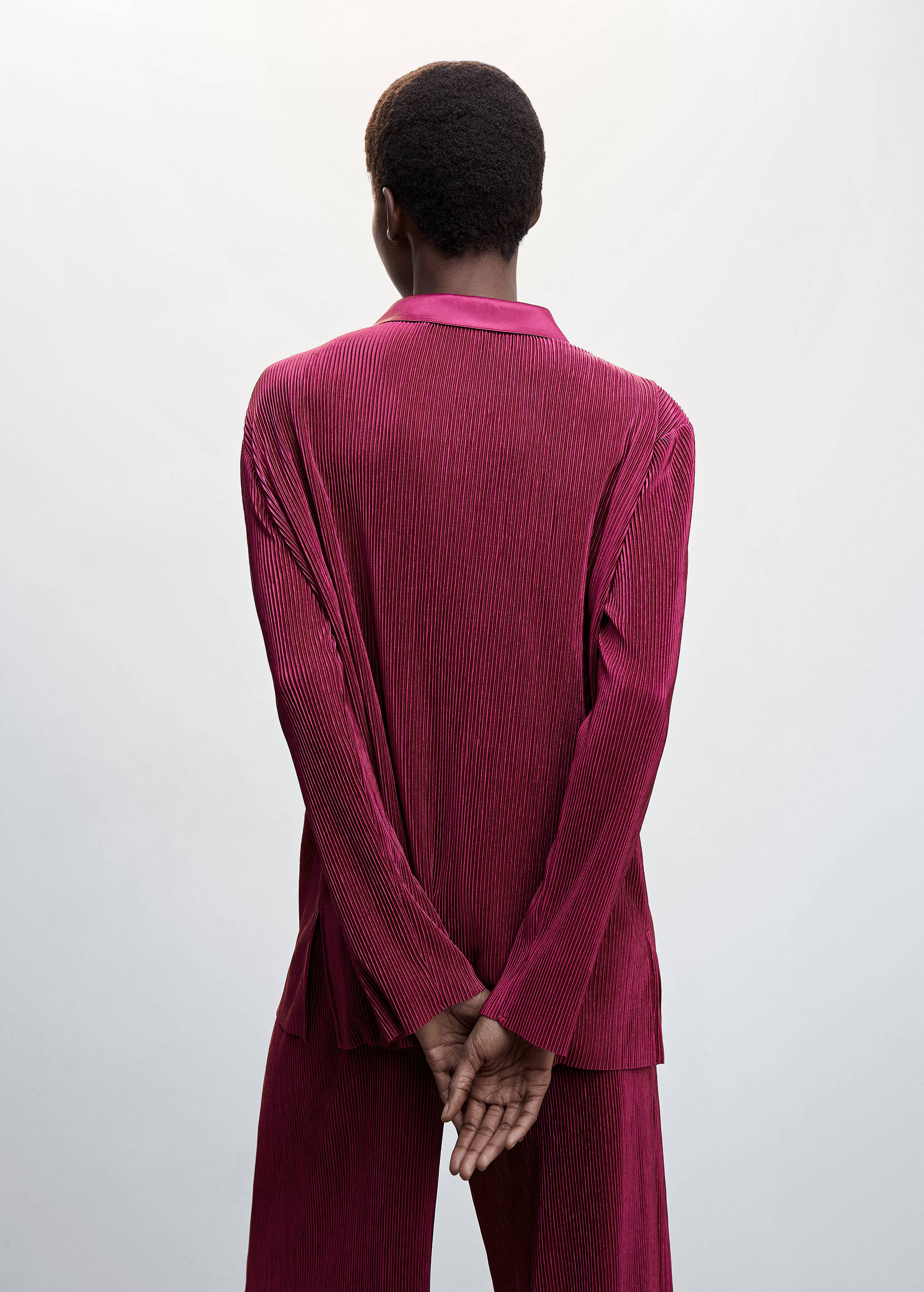 Chemise plissée - Verso de l’article