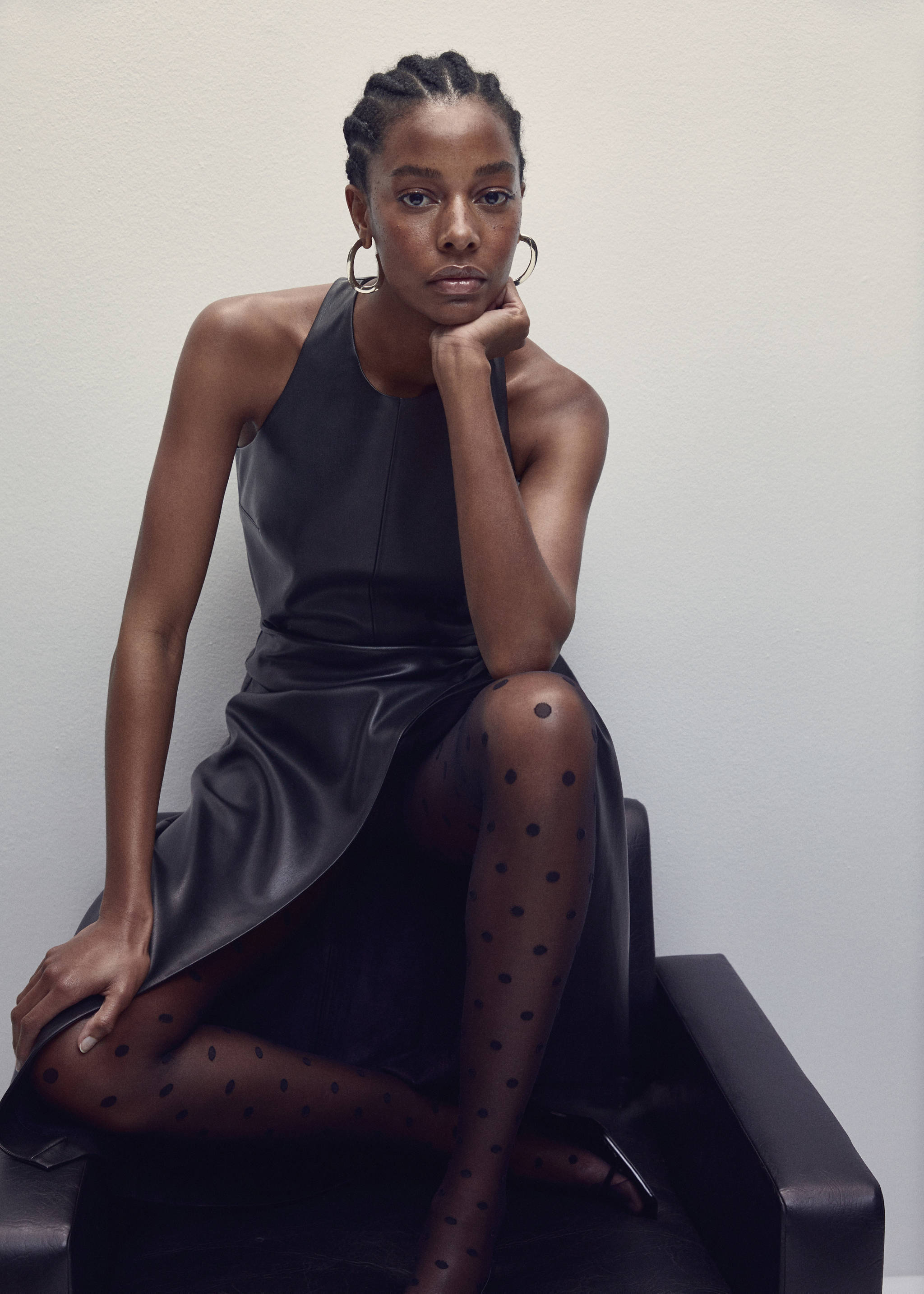 Leather-effect top - Details of the article 7