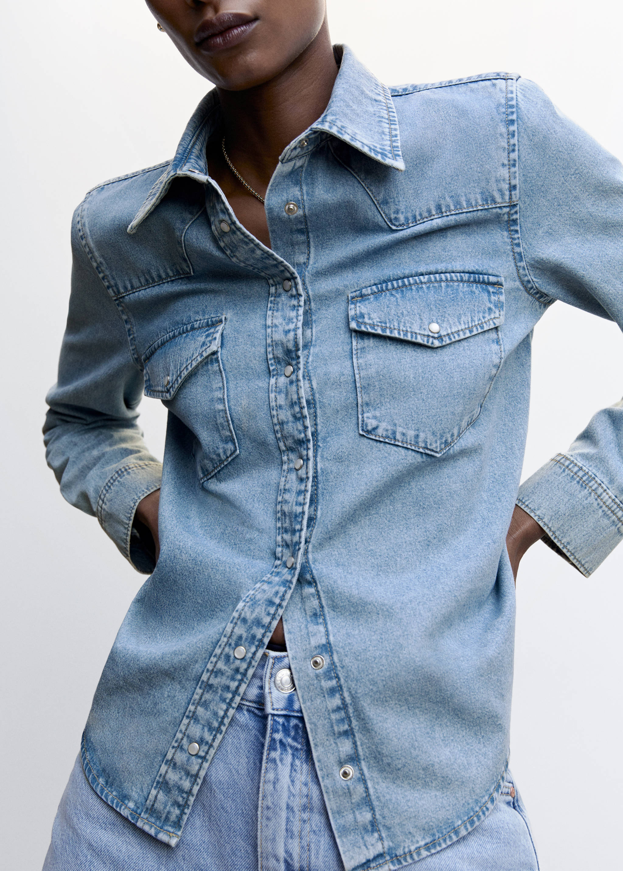 Chemise jean poches - Détail de l'article 6