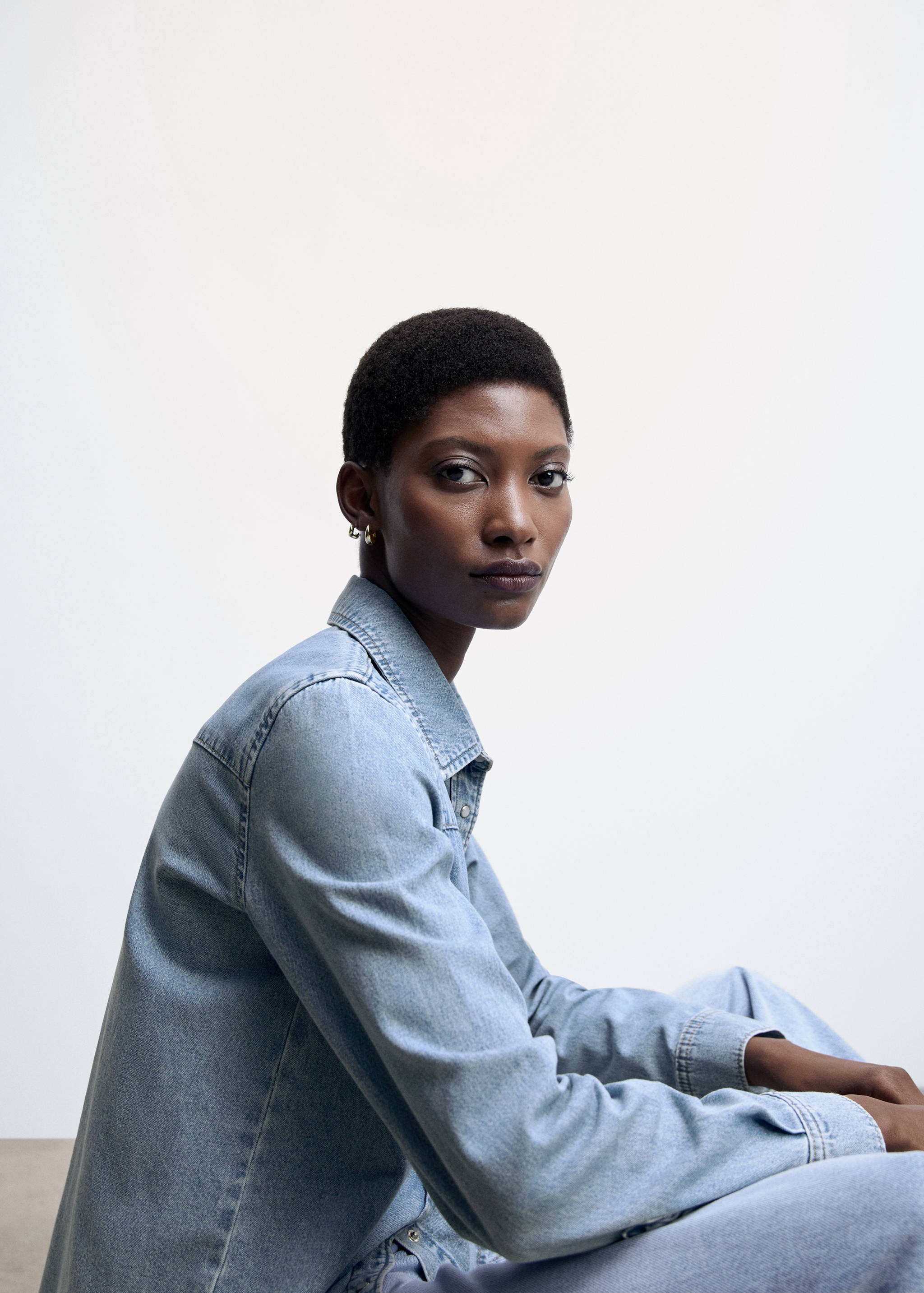 Chemise jean poches - Détail de l'article 2