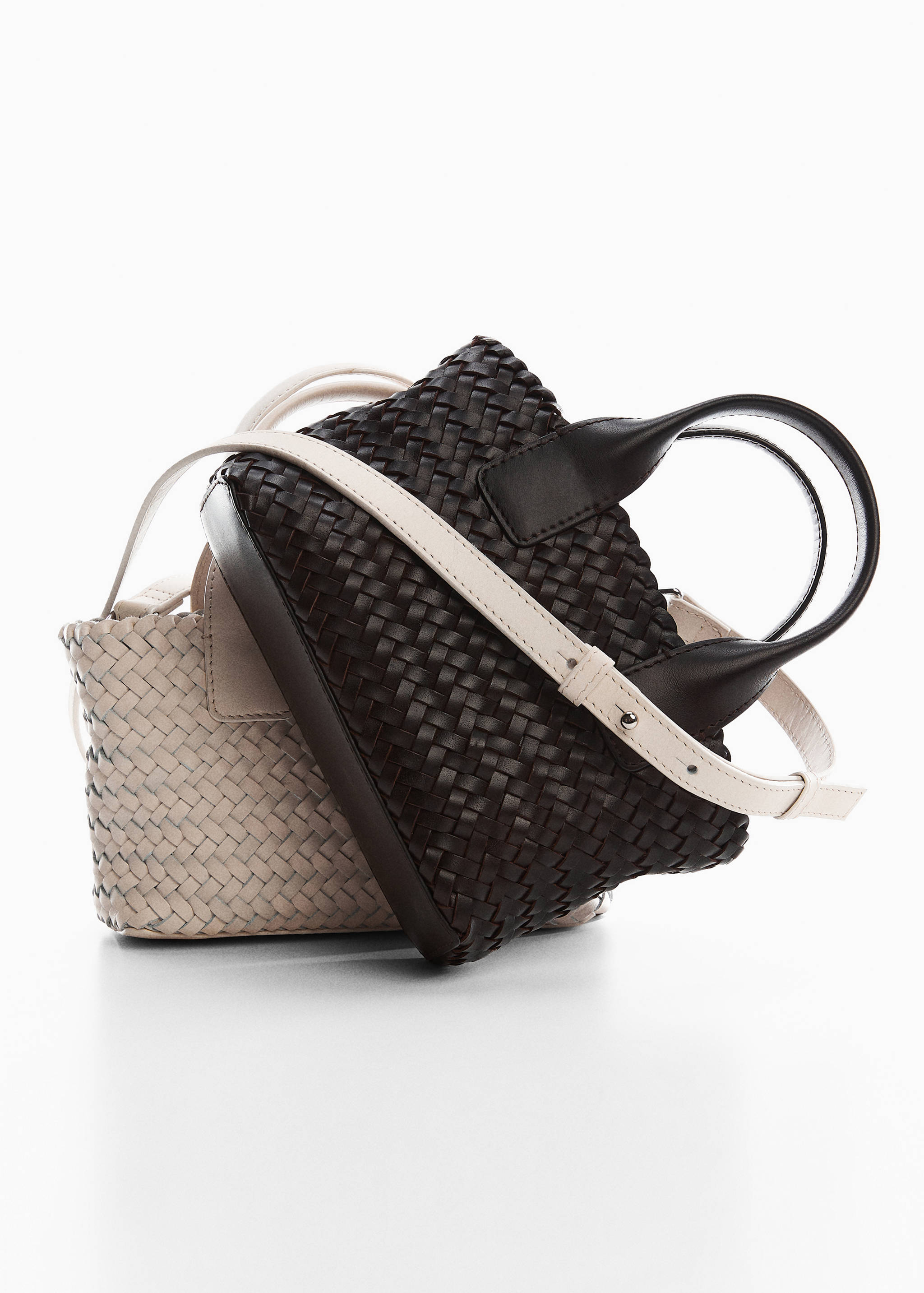 Braided leather bag - Details of the article 5