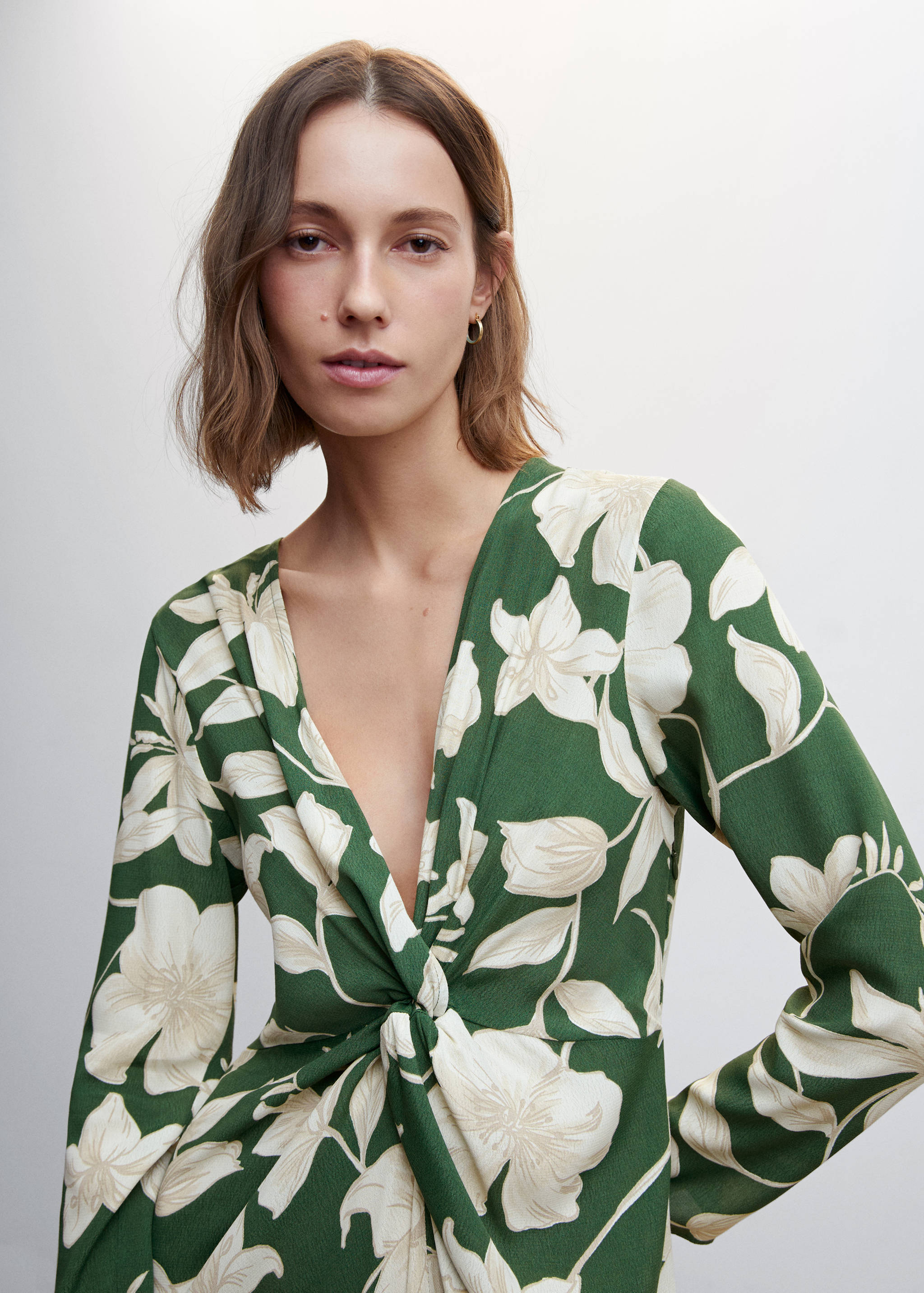 فستان زهري من الساتان - تفاصيل المنتج 1