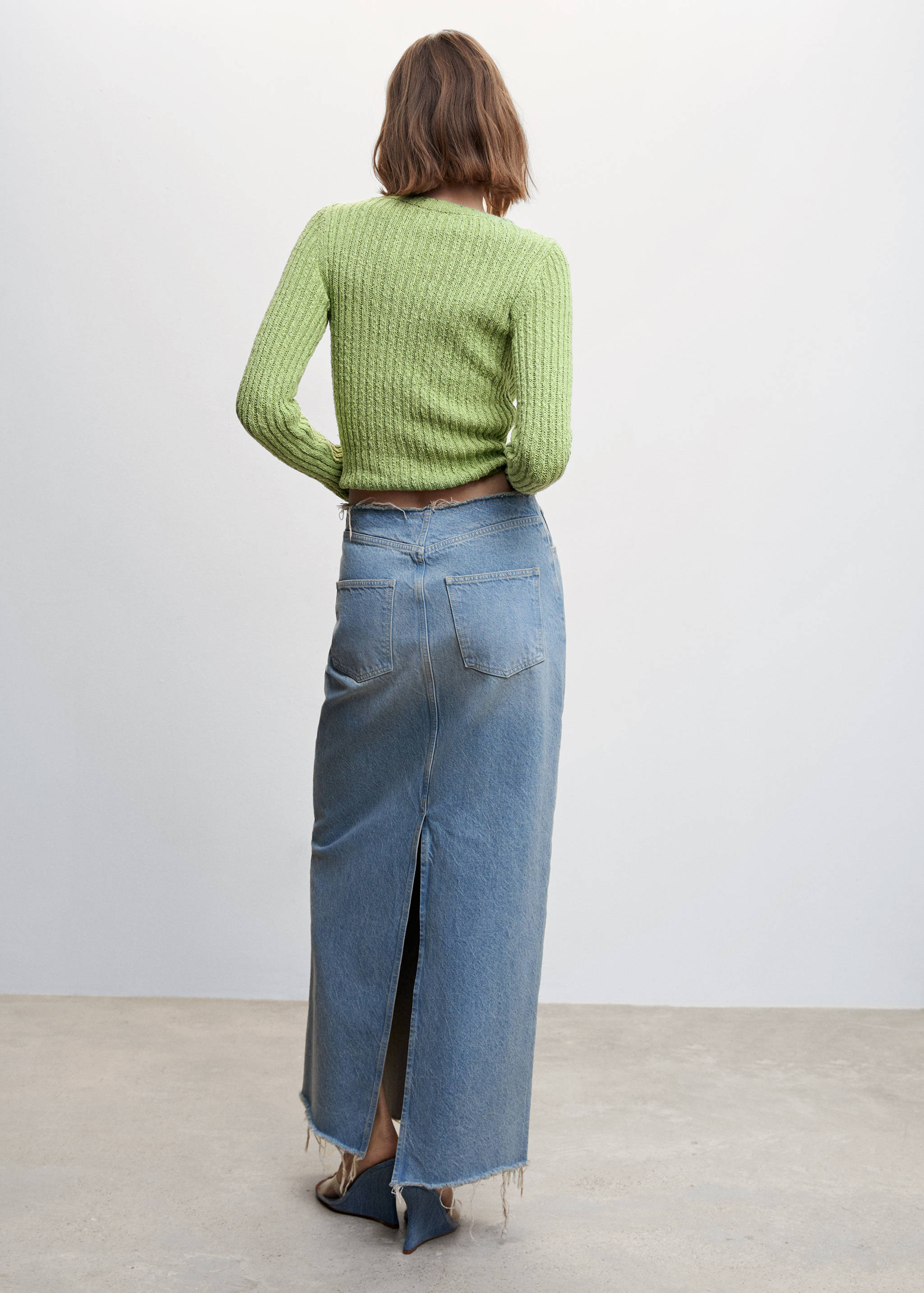 Ribbed chunky-knit sweater - Reverse of the article