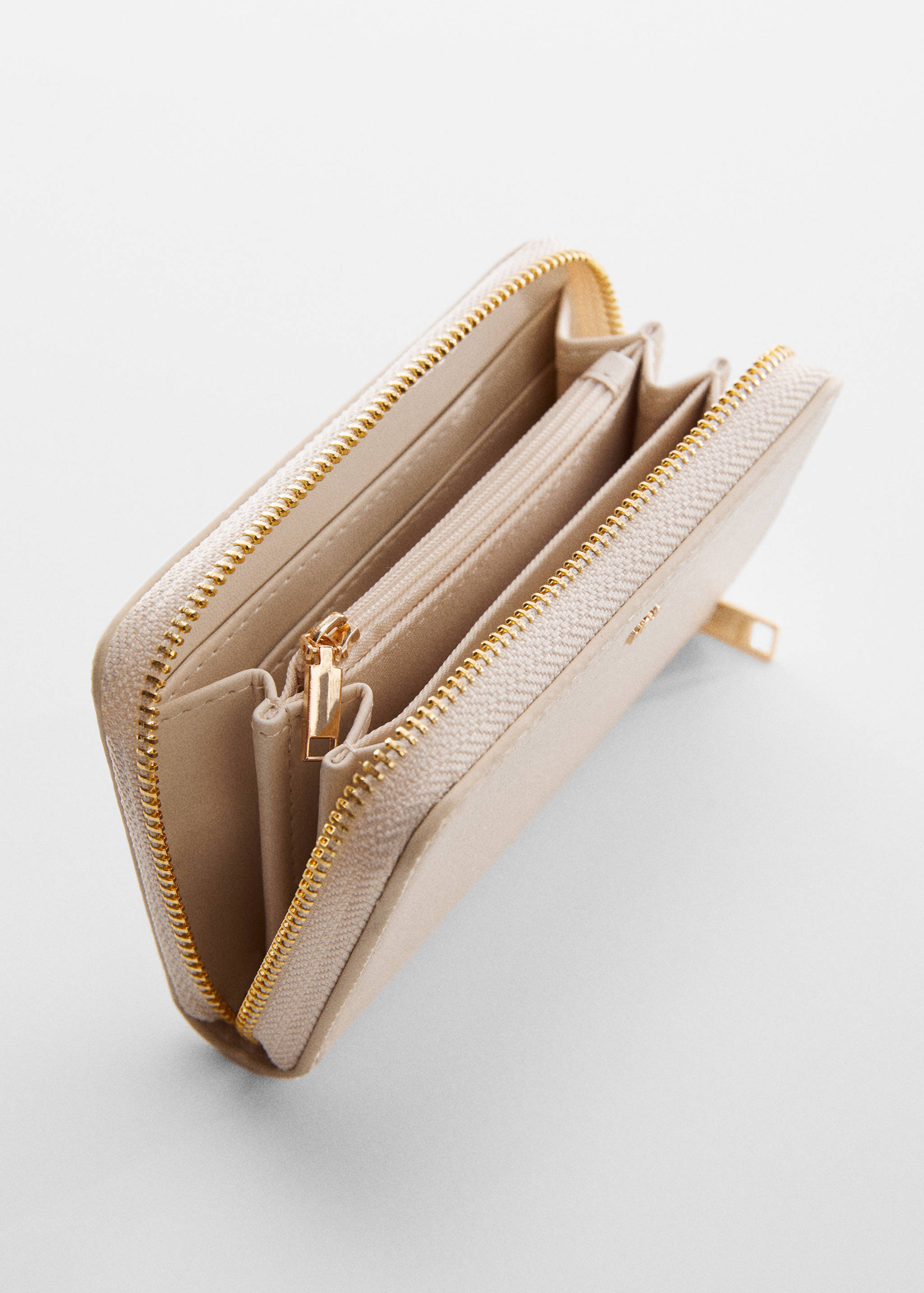 Textured wallet with embossed logo - Medium plane