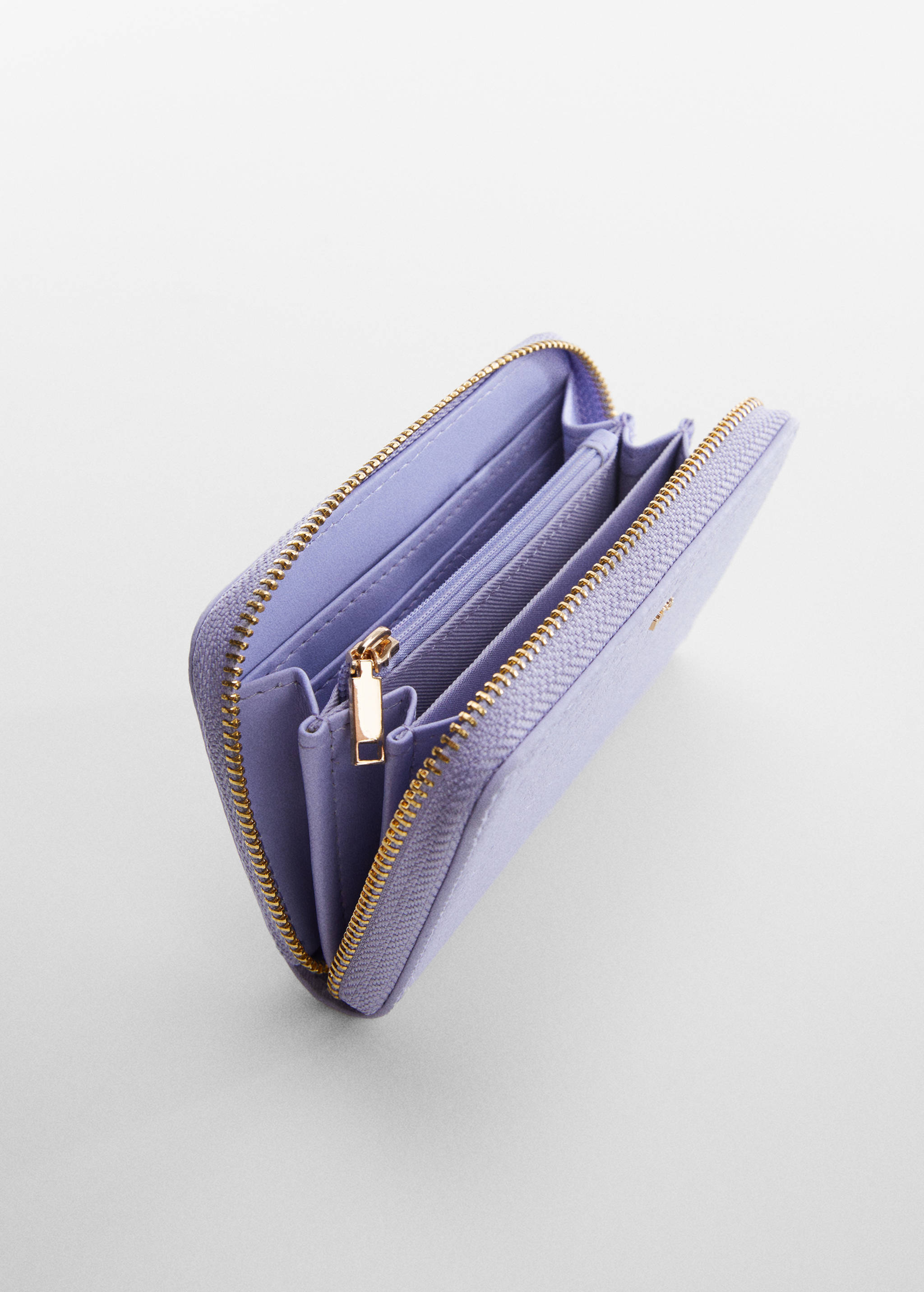 Textured wallet with embossed logo - Medium plane